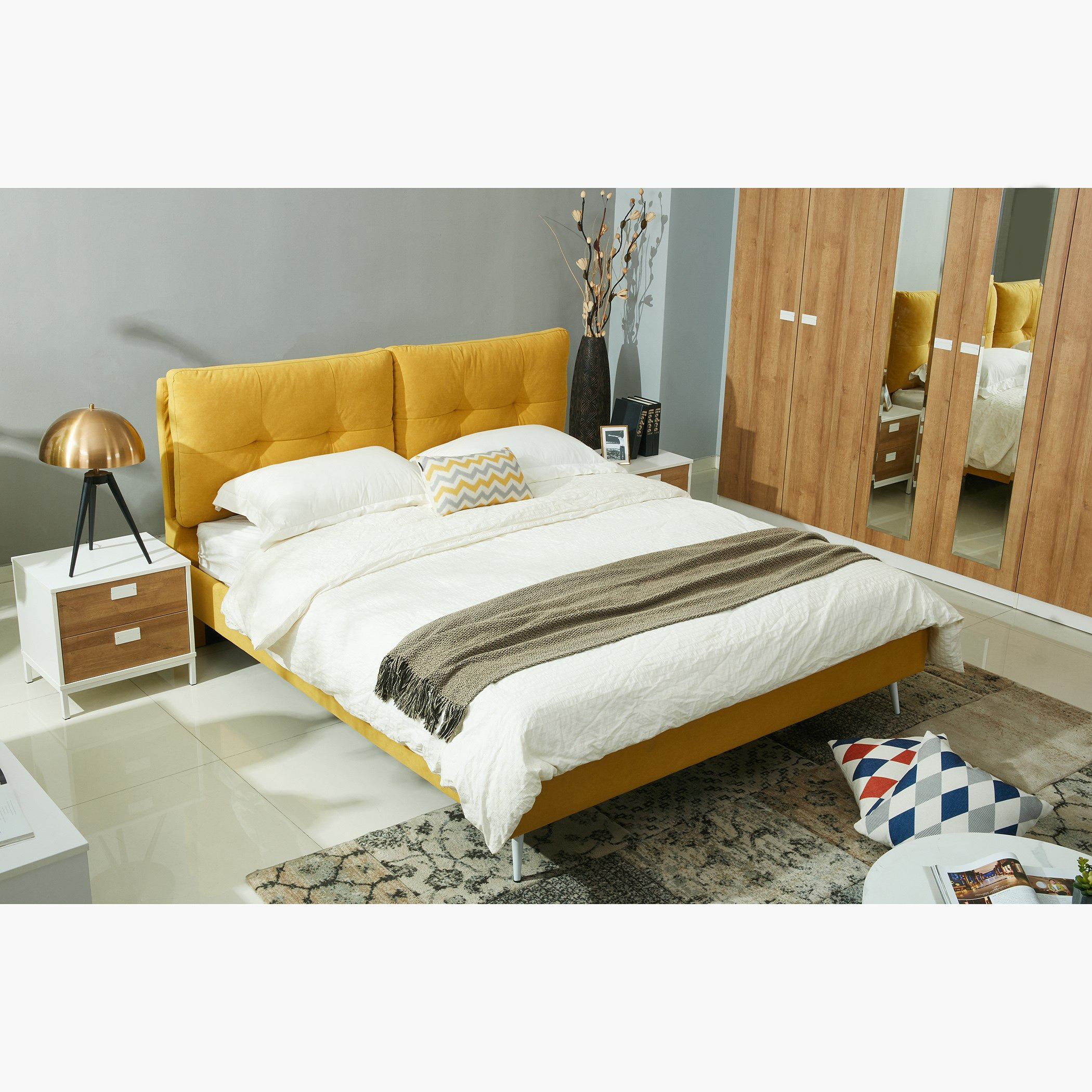 سرير كينج من ليون - 180x200 سم-hbxfurniture-bedsandbedsets-beds-king-image-1