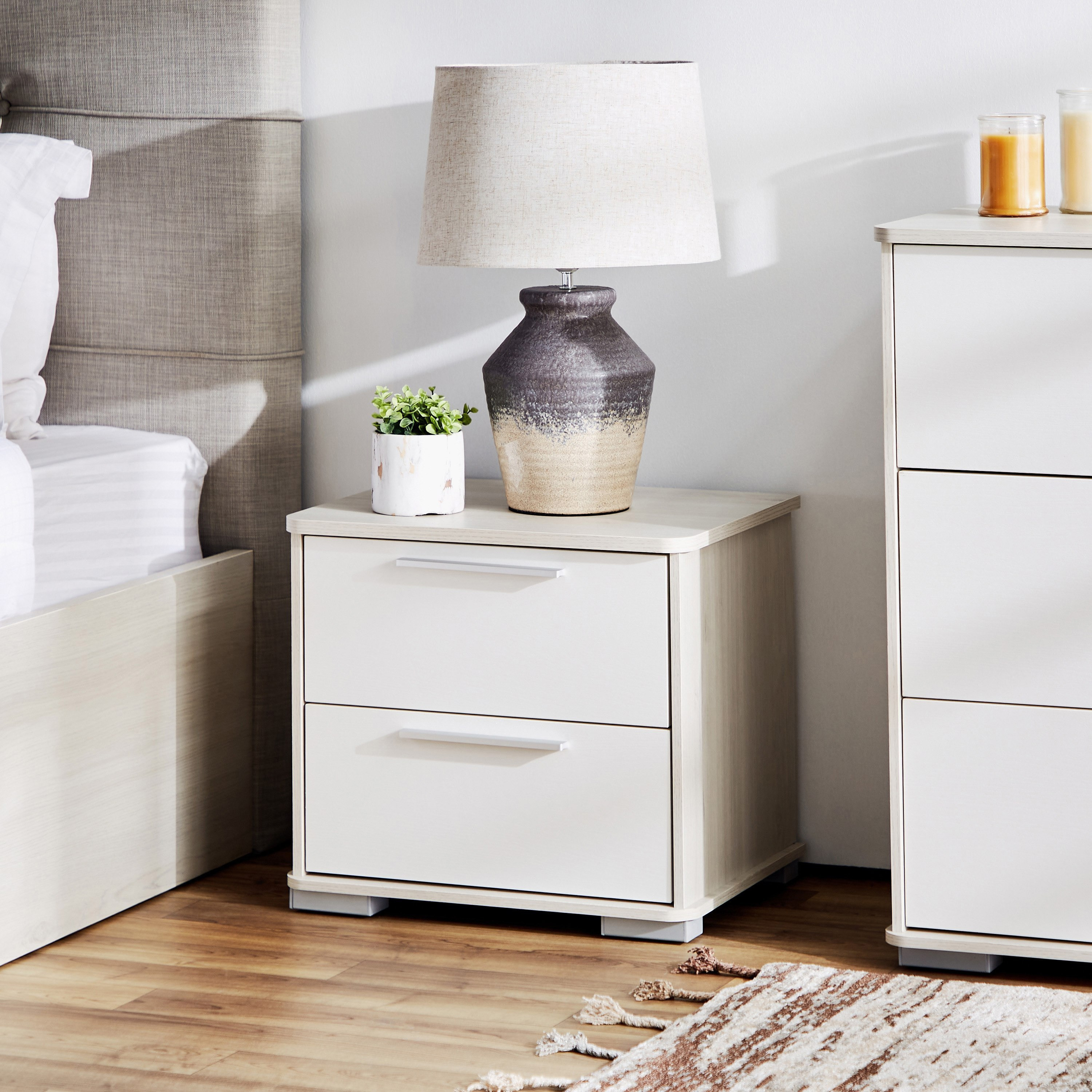 Fiesta 2-Drawer Nightstand-PROMO_HB_UAE_HBX10_250526-image-1