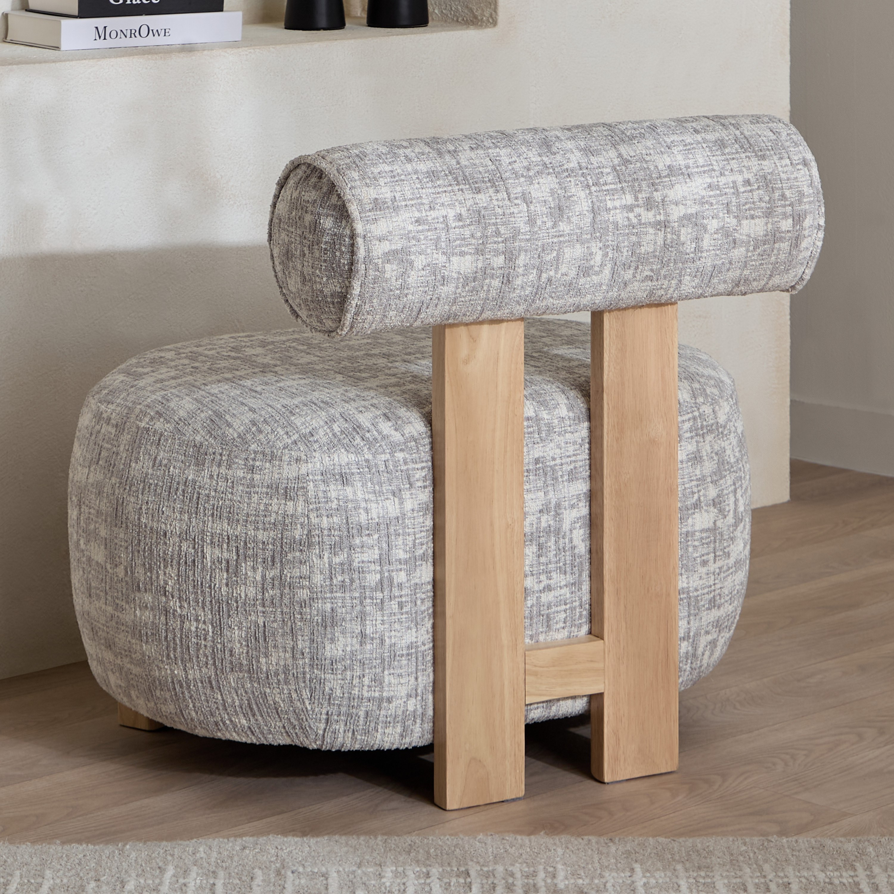 Curvi Fabric Accent Chair-hbxlivingroom-sofasandarmchairs-easychairs-image-3