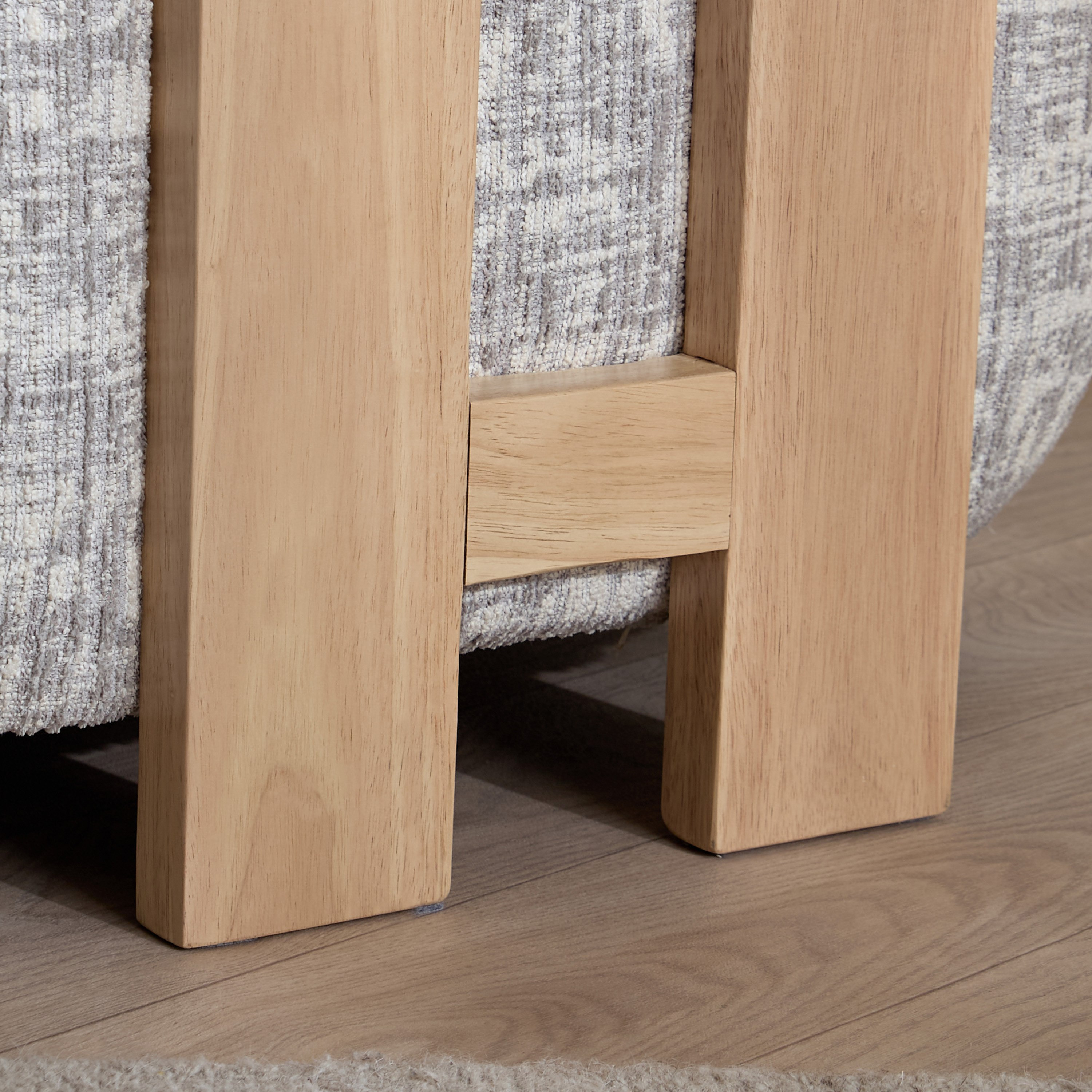 Curvi Fabric Accent Chair-hbxlivingroom-sofasandarmchairs-easychairs-image-4