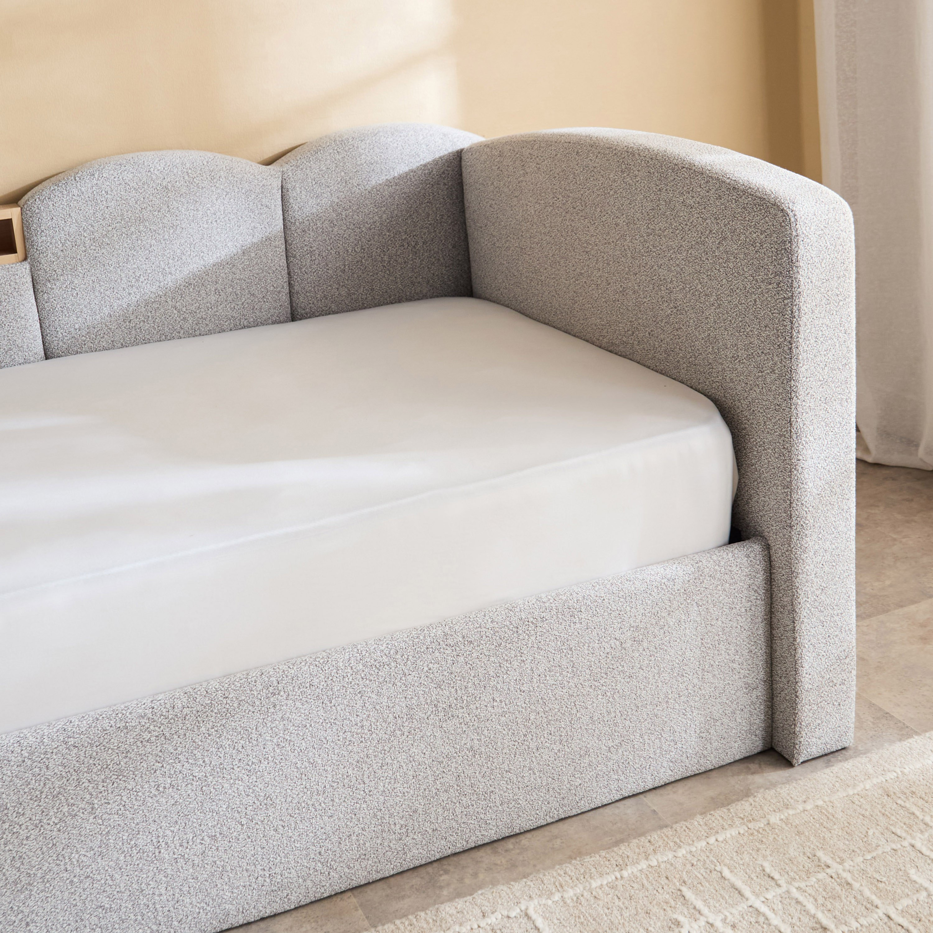 Movo Nordica Malta Single Day Bed with Headboard Storage - 90x200 cm-hbxfurniture-bedsandbedsets-daybeds-image-4