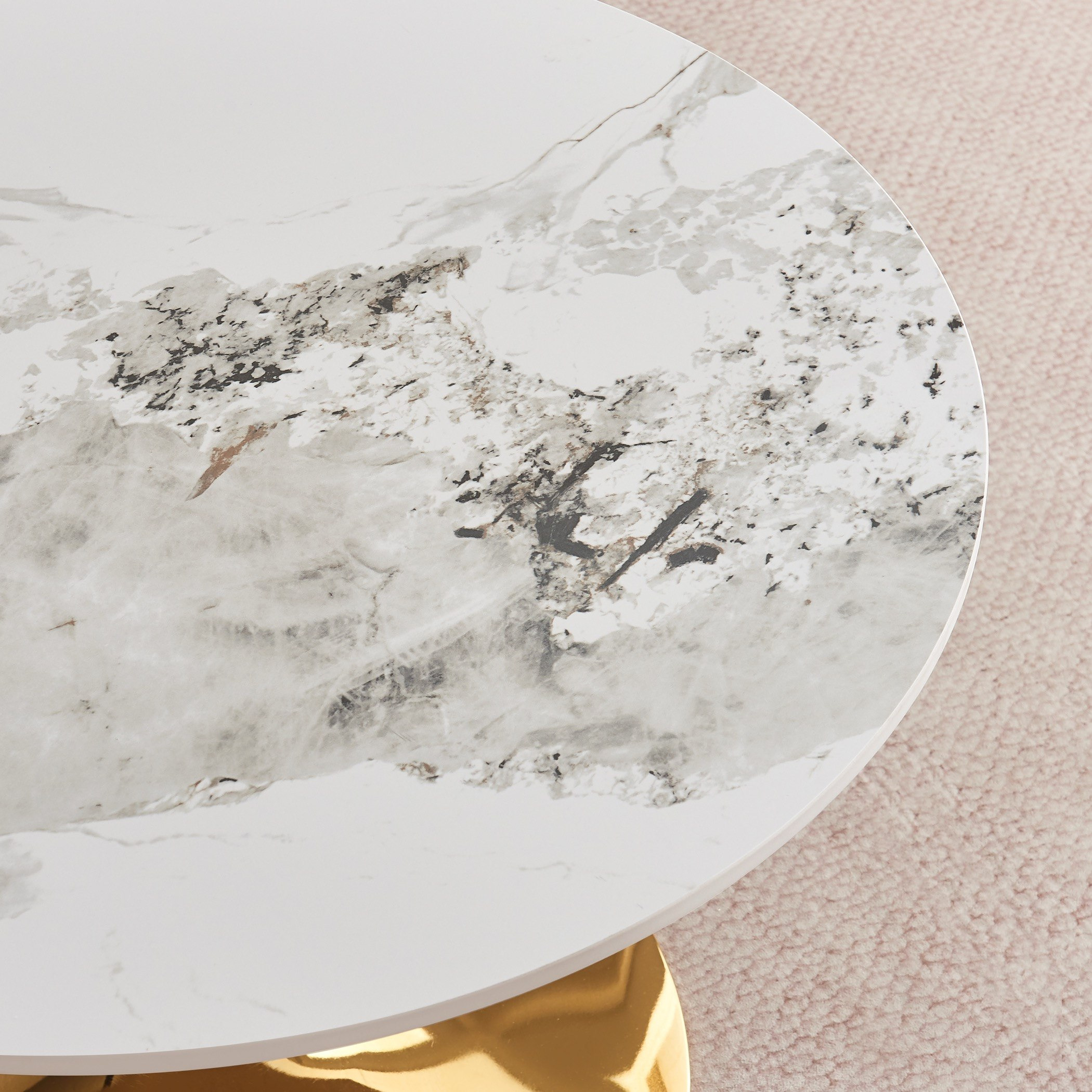طاولة قهوة مستديرة من الحجر الملبد إن إكس تي من إلفيس-PROMO_HB_UAE_THRESHOLD_Furniture_020426-image-2