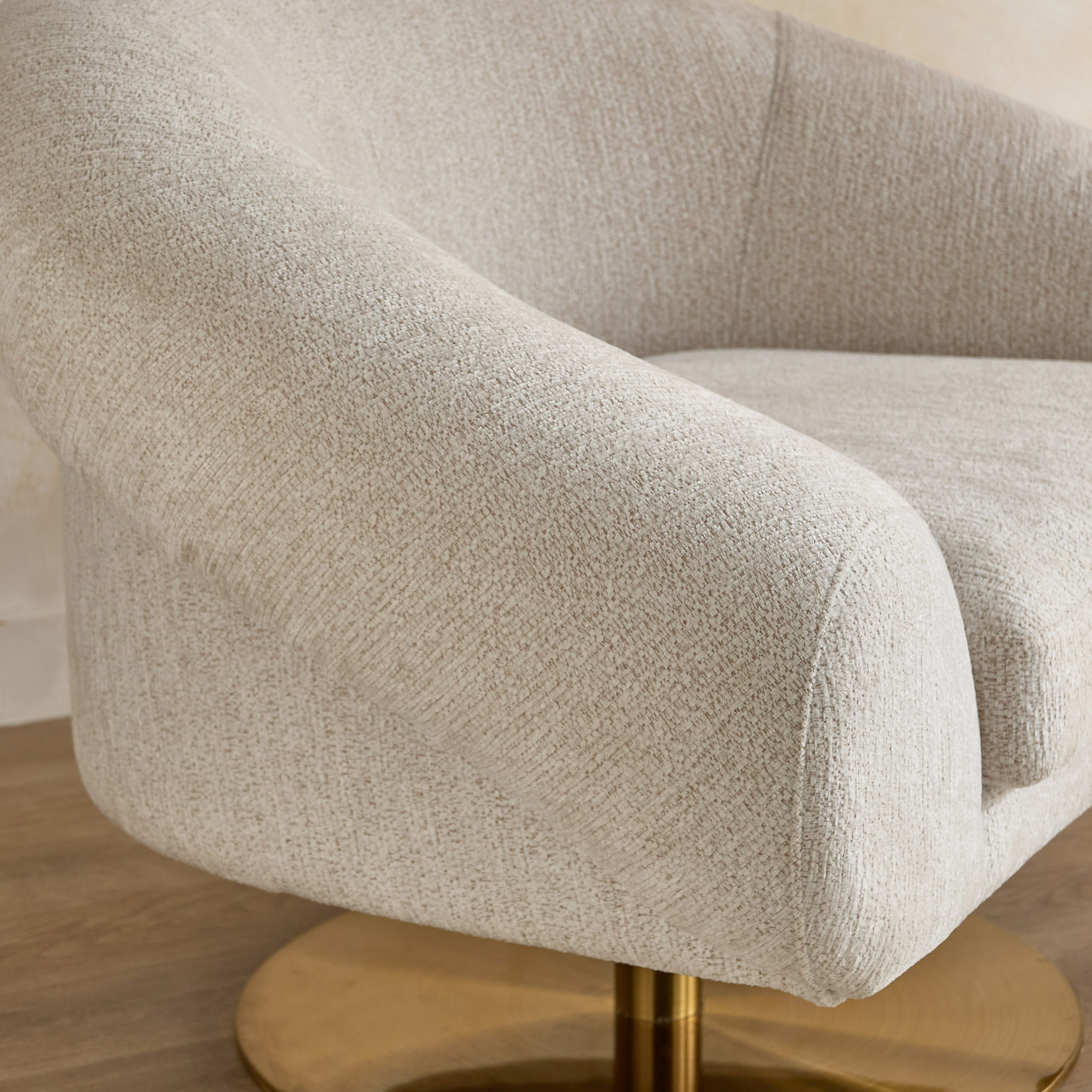 Vicenza Fabric Accent Chair with Swivel-hbxlivingroom-sofasandarmchairs-easychairs-image-5