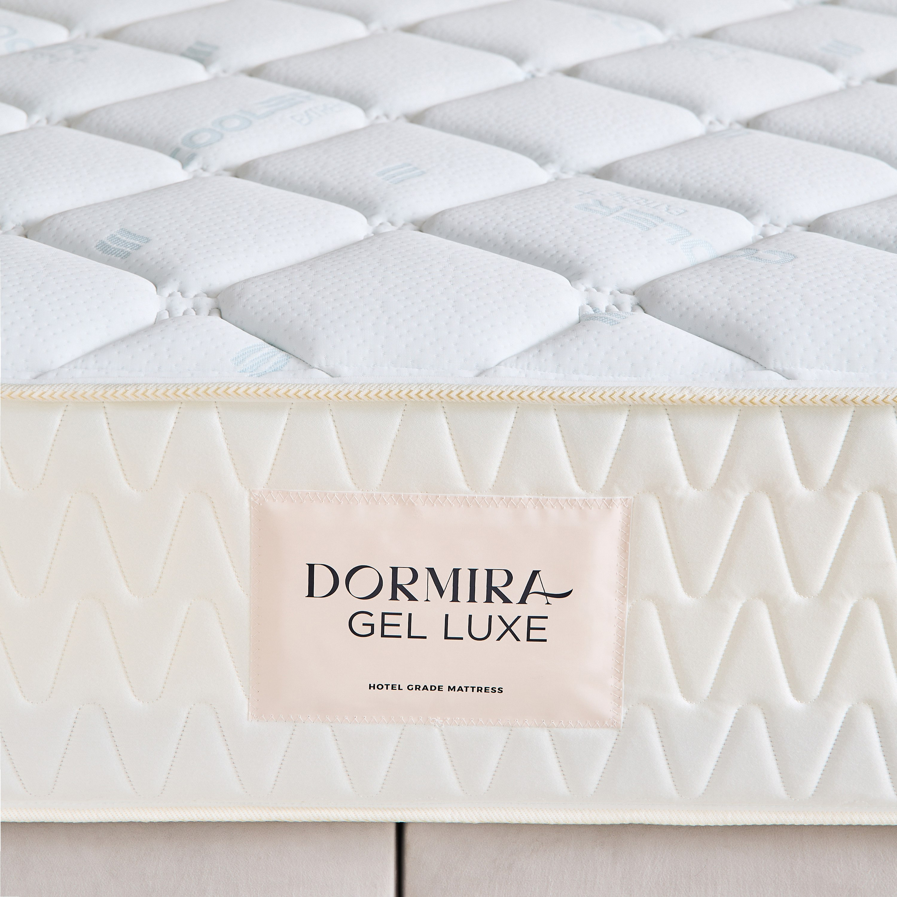 i-Dormira Gel Luxe Hotel Collection Gel Memory Foam Pocket Spring Mattress - 150x200x33cm-hbxbedroom-mattresses-queen-image-8