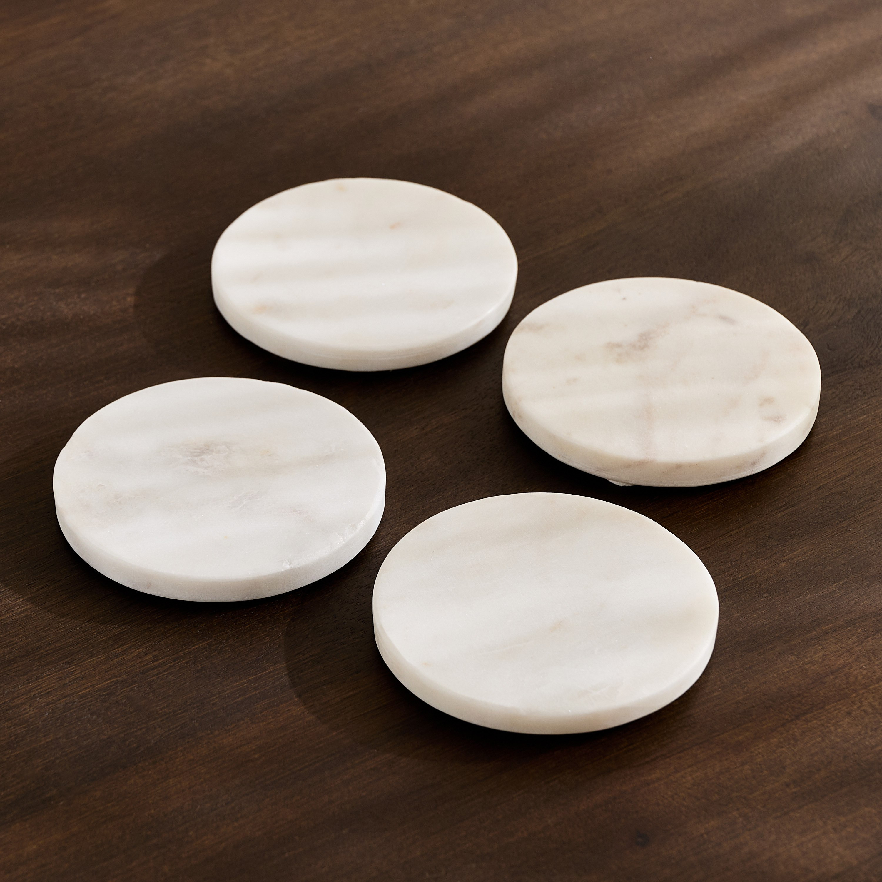 قواعد أكواب رخام من بليك مادلين - طقم 4 قطع-hbxdecorandfurnishings-tabletop-serveware-image-2