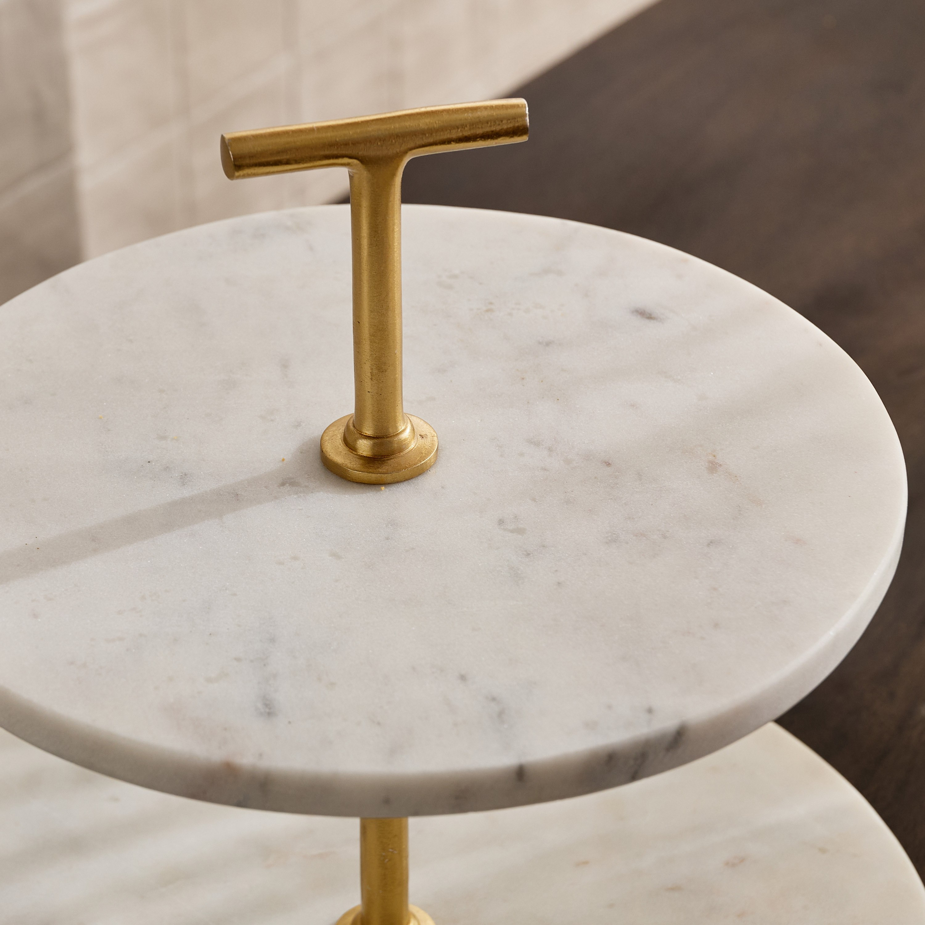 Blake Madlin Marble 2-Tier Server - 25 cm-hbxdecorandfurnishings-tabletop-serveware-image-3