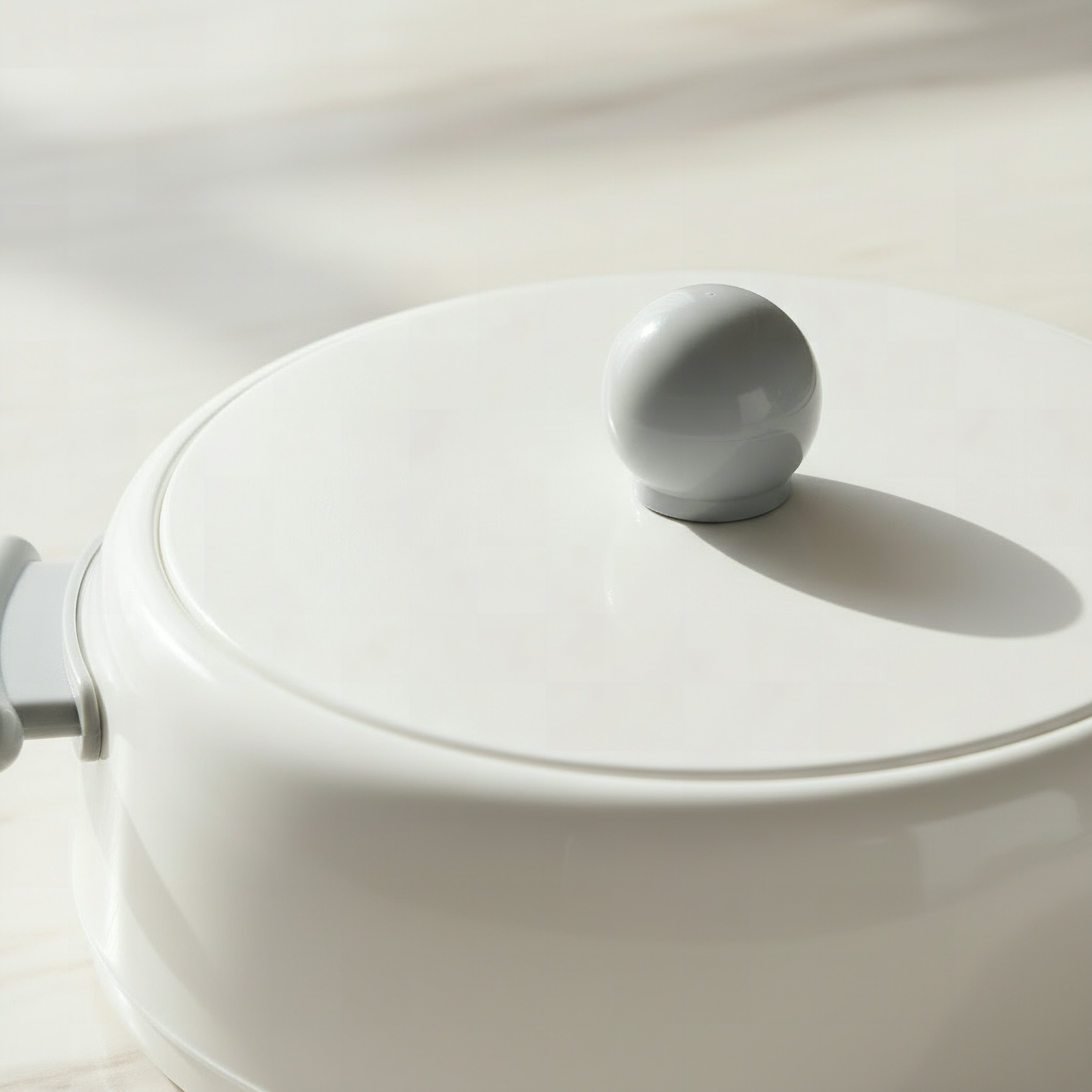 Atlanta Double Wall Hot Pot Casserole - 1.5 L-hbxdecorandfurnishings-tabletop-serveware-image-2