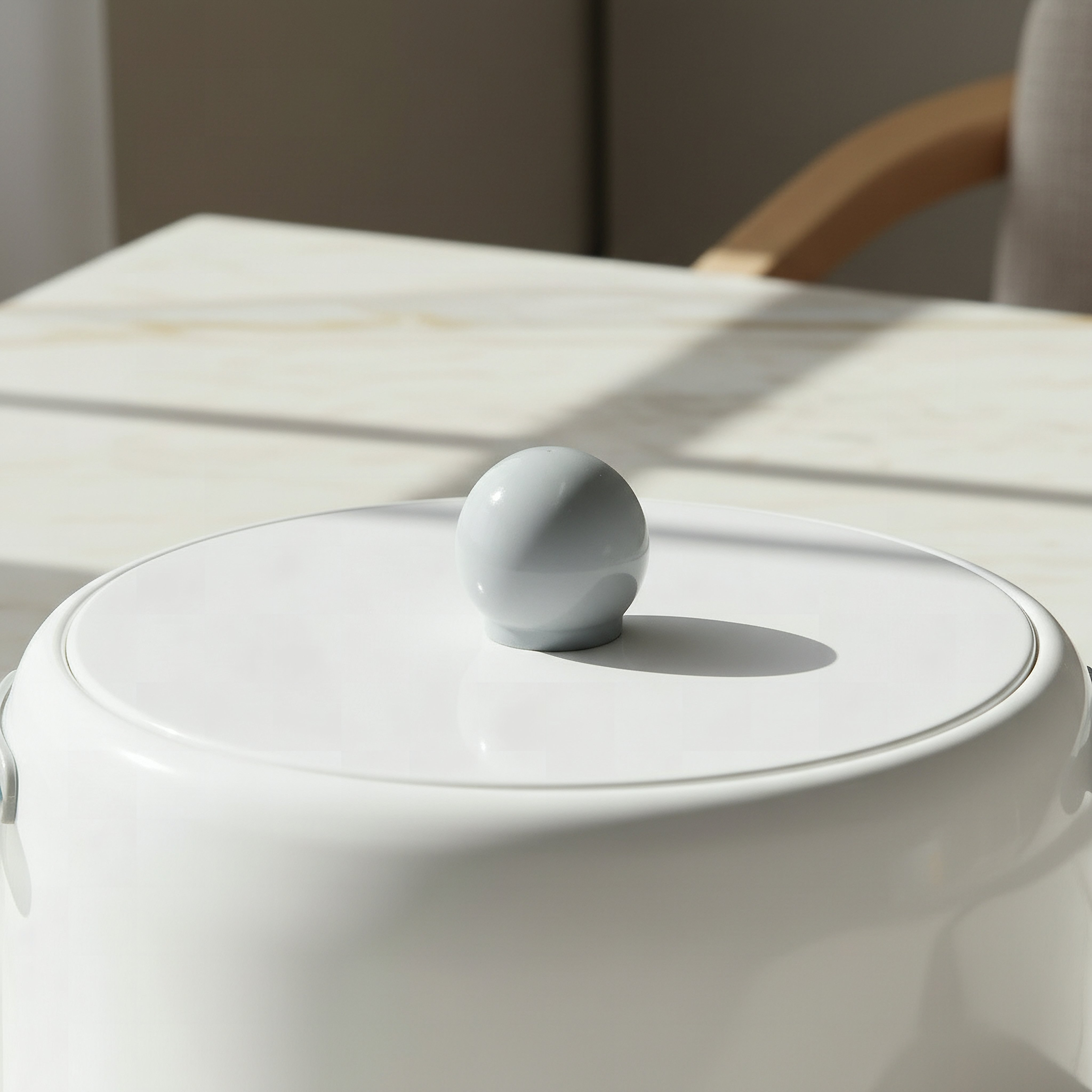 Atlanta Double Wall Hot Pot Casserole - 3 L-hbxdecorandfurnishings-tabletop-serveware-image-2