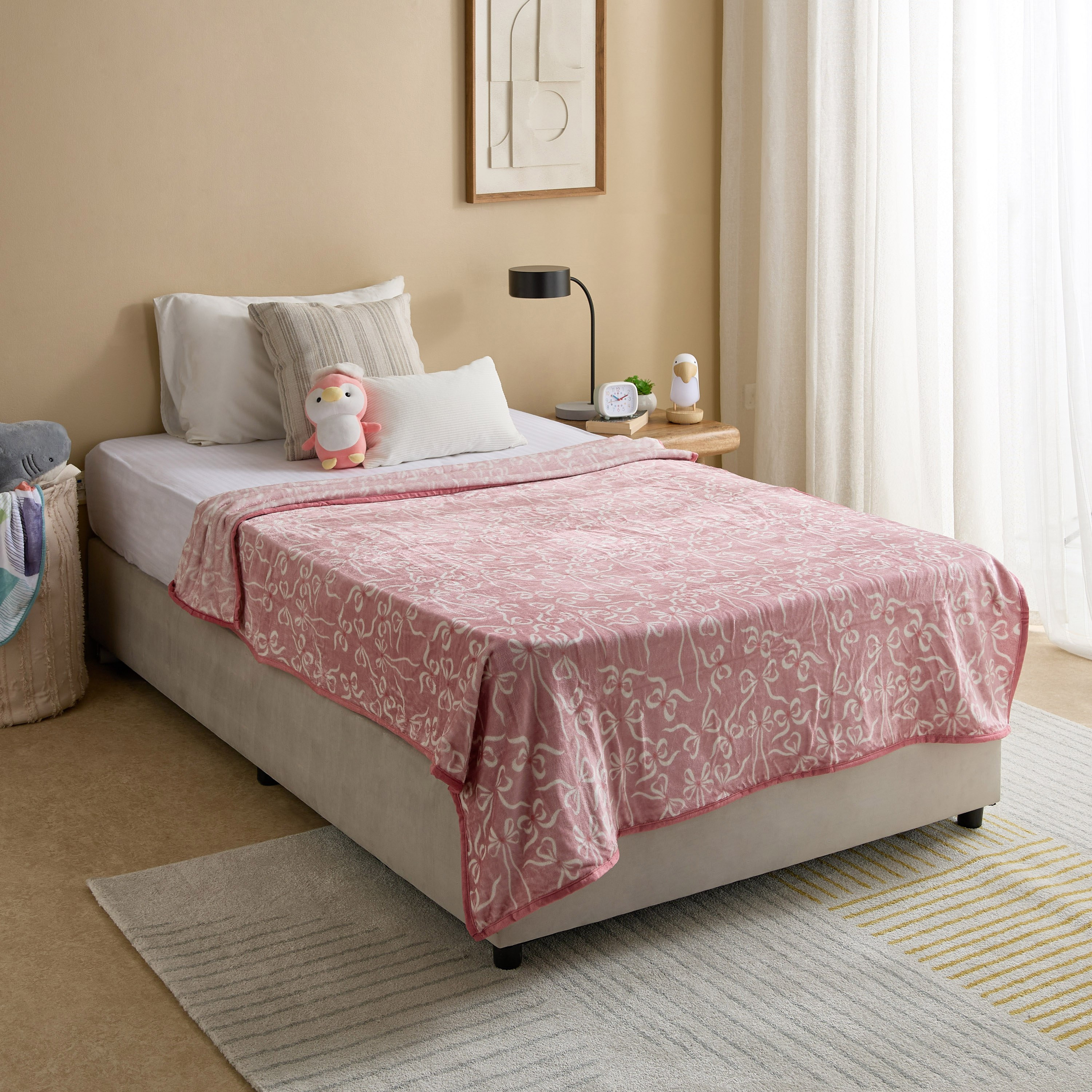 Ivy Bows Printed Interlace Flannel Fleece Blanket with Piping - 140x200 cm-hbxhomeware-hbxkidsandyouth-image-6