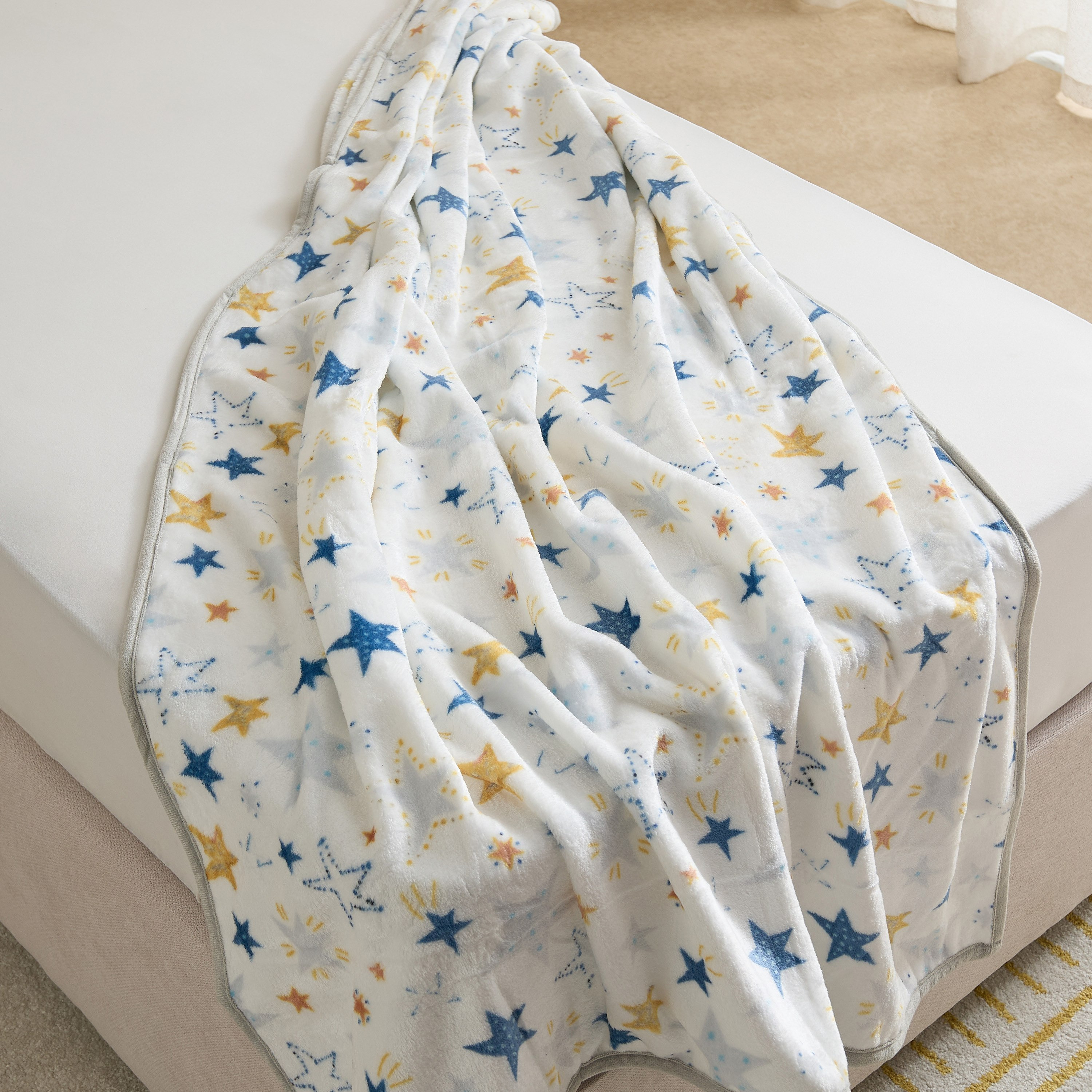 Tom Prague Printed Flannel Fleece Blanket with Piping - 120x160 cm-hbxhomeware-hbxkidsandyouth-image-4