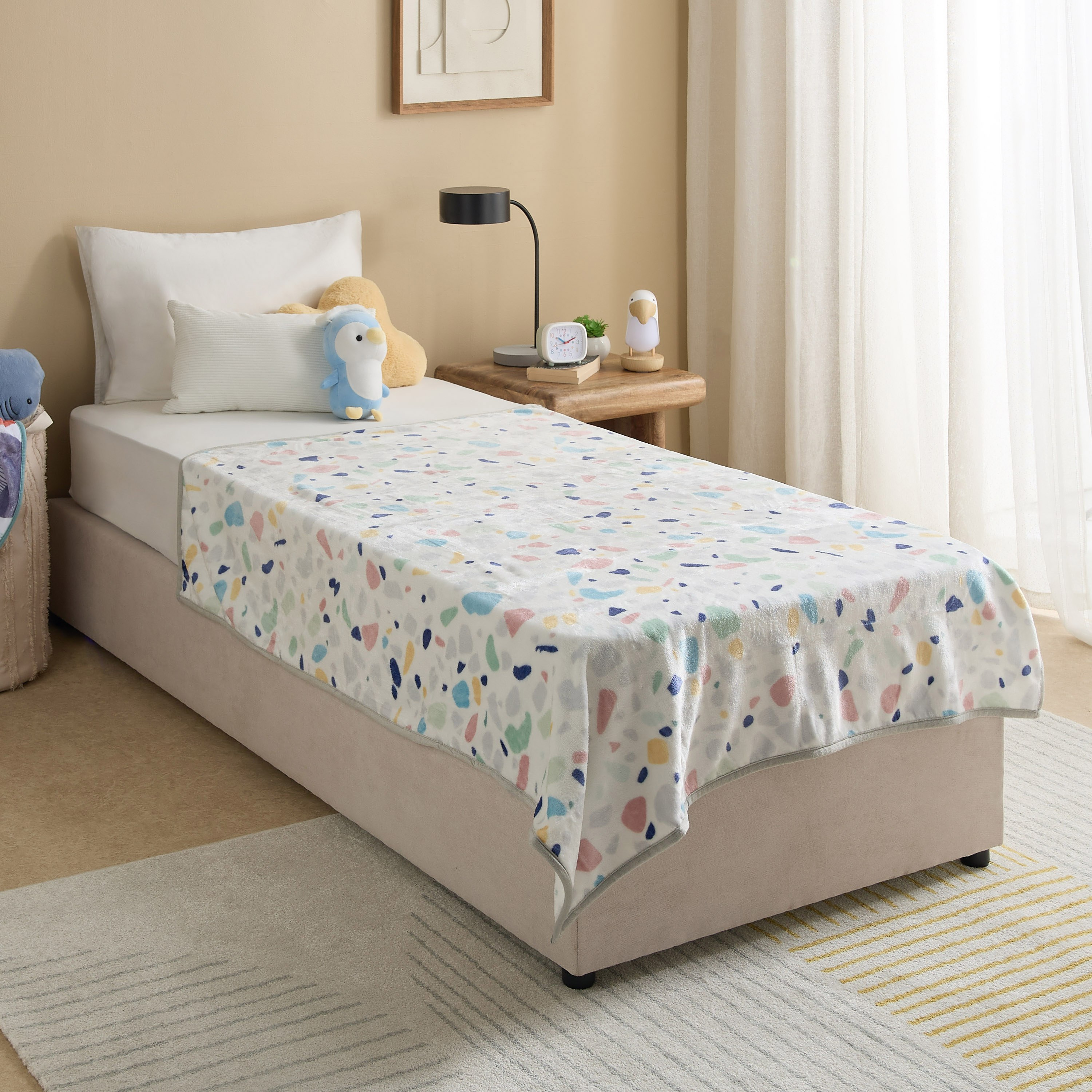 Joy Clyde Printed Flannel Fleece Blanket with Piping - 120x160 cm-hbxhomeware-hbxkidsandyouth-image-6