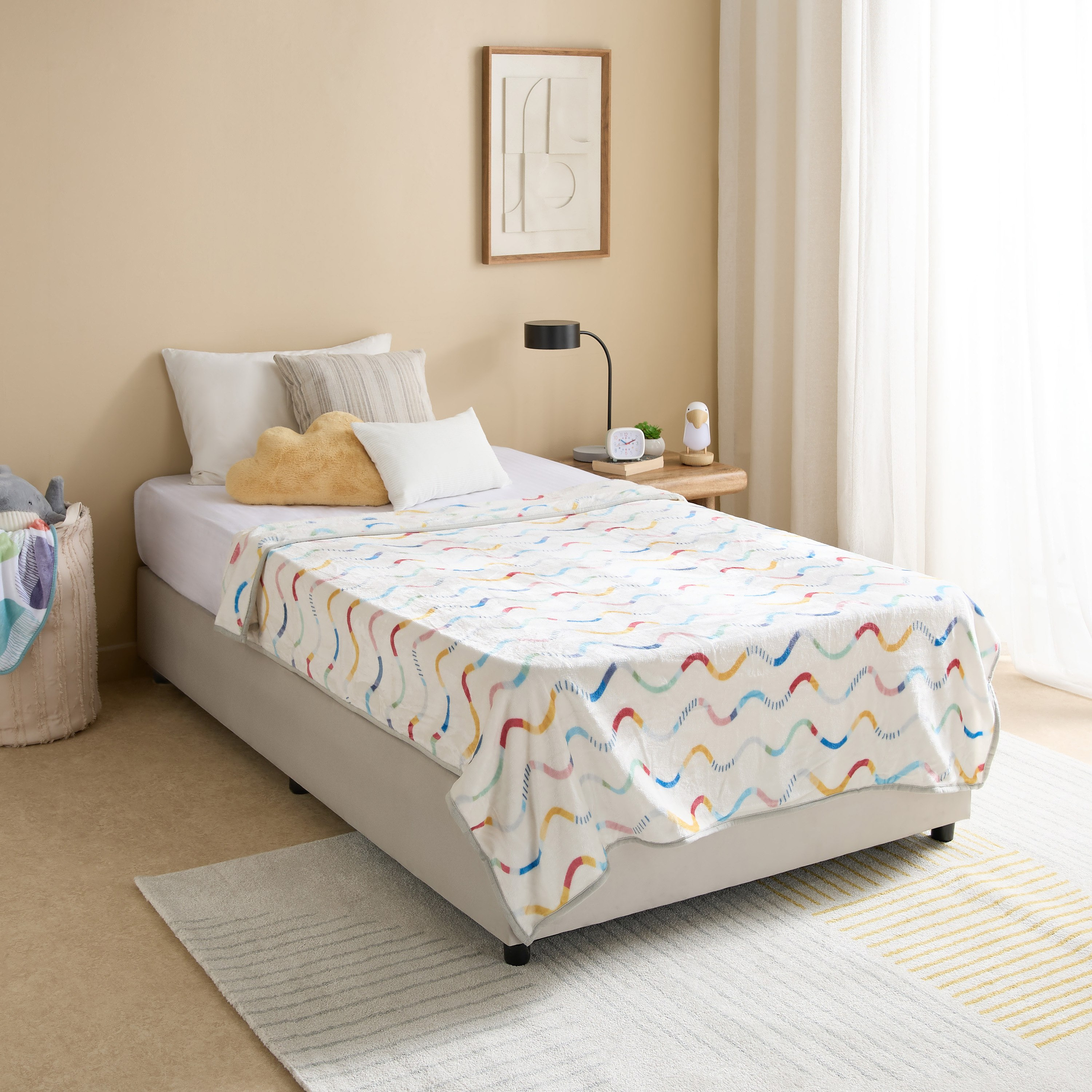 بطانية صوف الفلانيل بطبعات مع حواف بارزة من جوي تيرين - 140×200 سم-hbxhomeware-hbxkidsandyouth-image-6