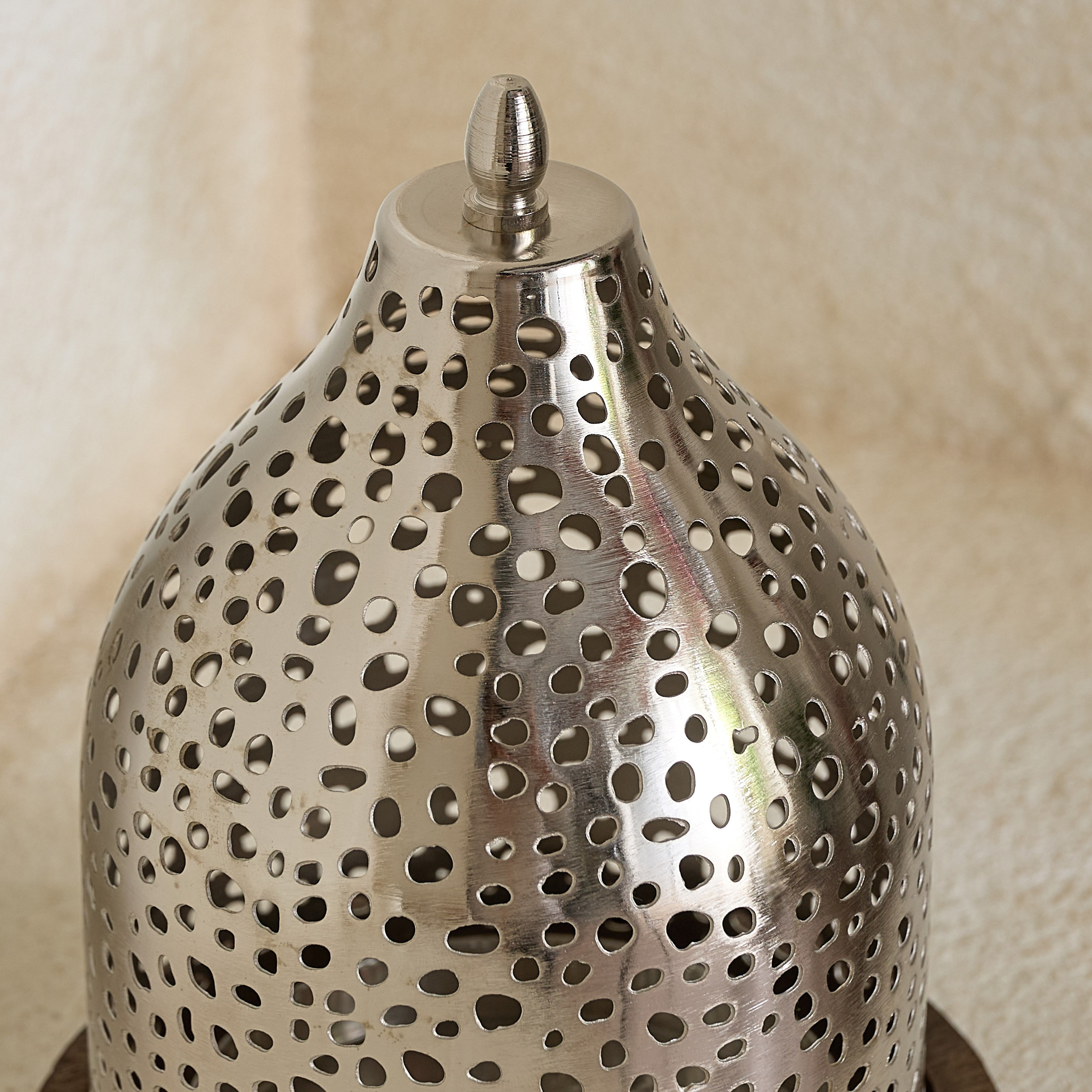 حامل شموع جالي بقاعدة من صفات تيرانو - 15x15x22 سم-hbxlivingroom-decorandaccessories-candleholders-image-4