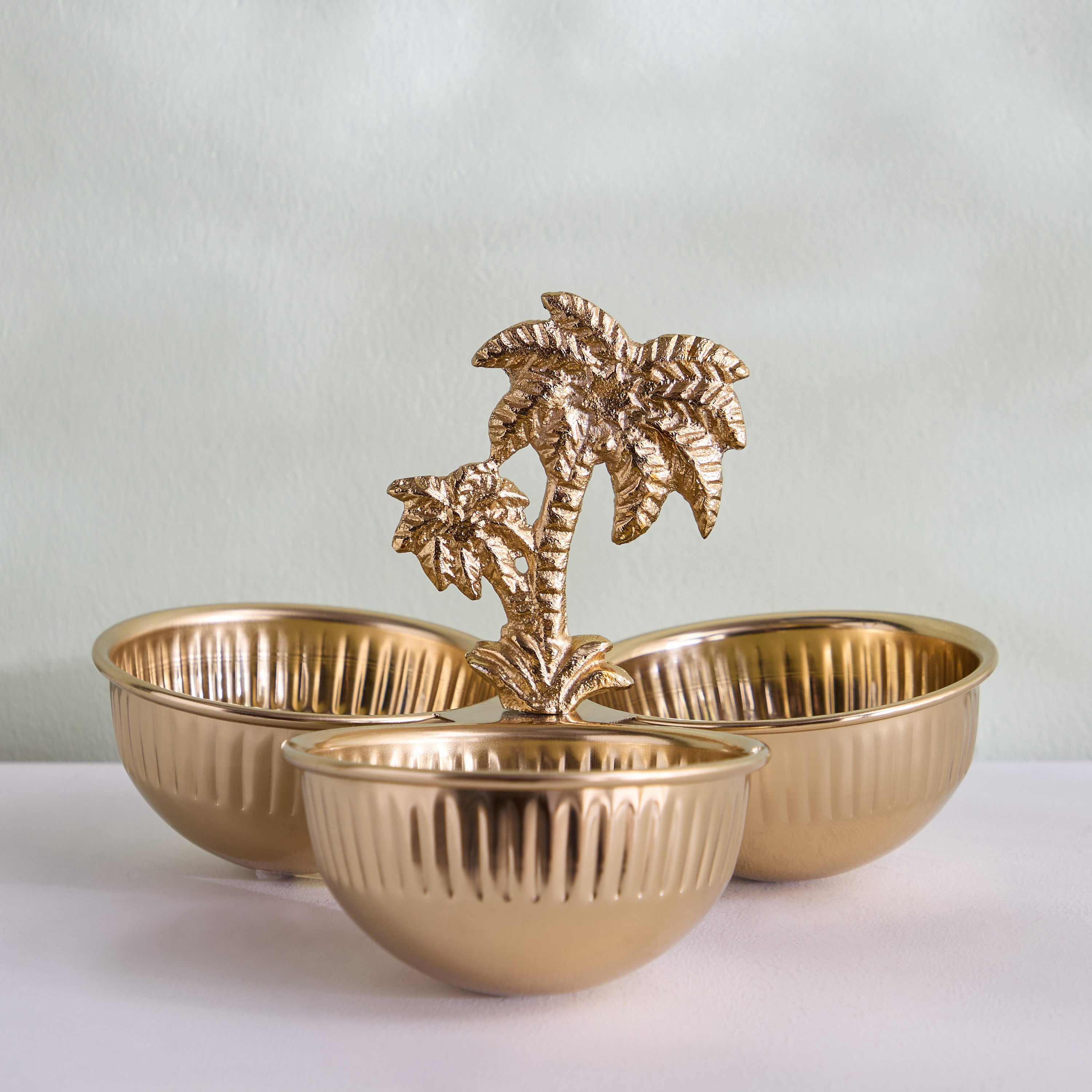 صحن بهارات ديكور معدن من ساندز آند بالمز سارا - 19x19x13.5 سم-hbxhomeware-homedecor-figurinesandornaments-image-2