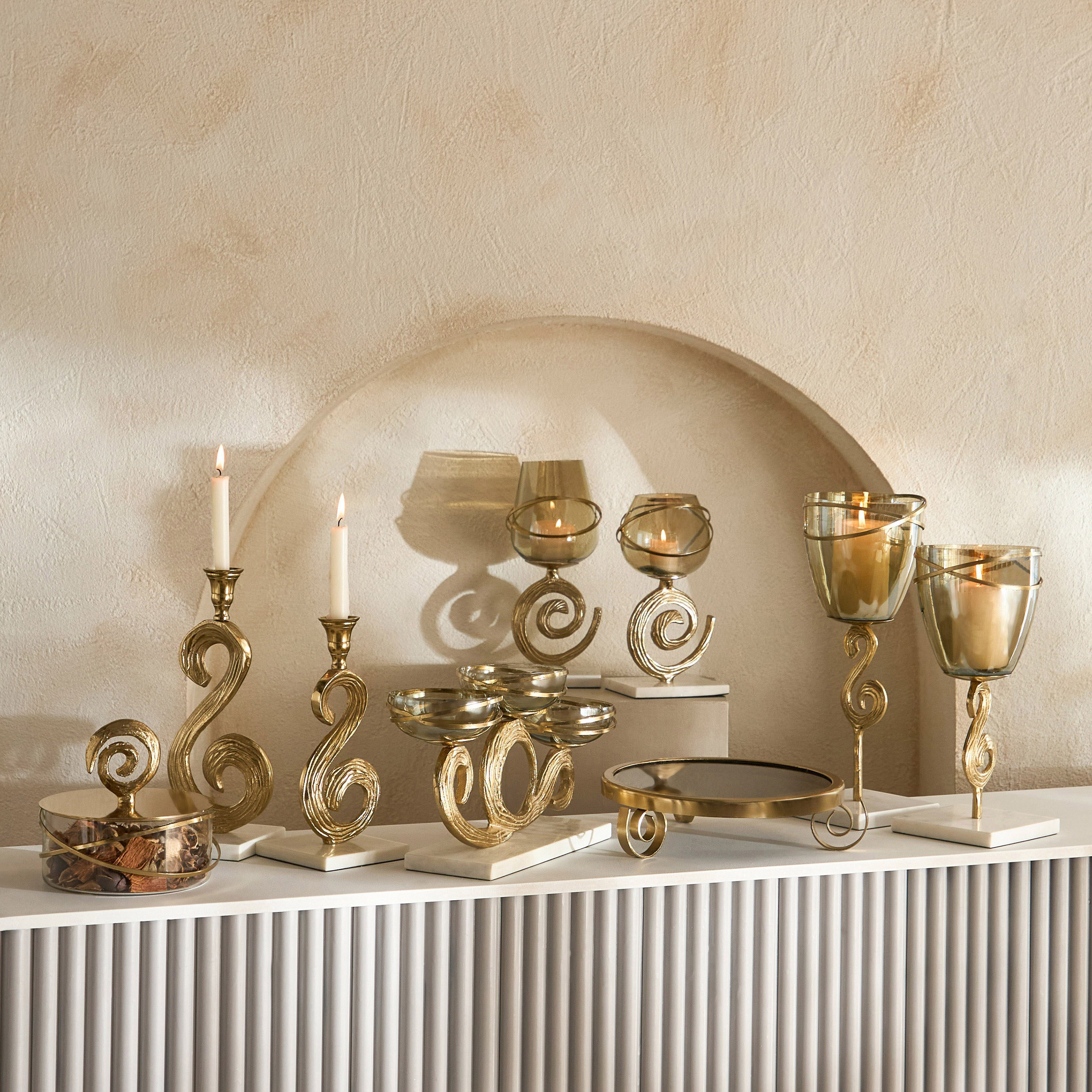 Sands and Palms Sahra Decorative Metal Footed Stand - 28x28x7 cm-hbxhomeware-hbxdecorandfurnishings-image-4