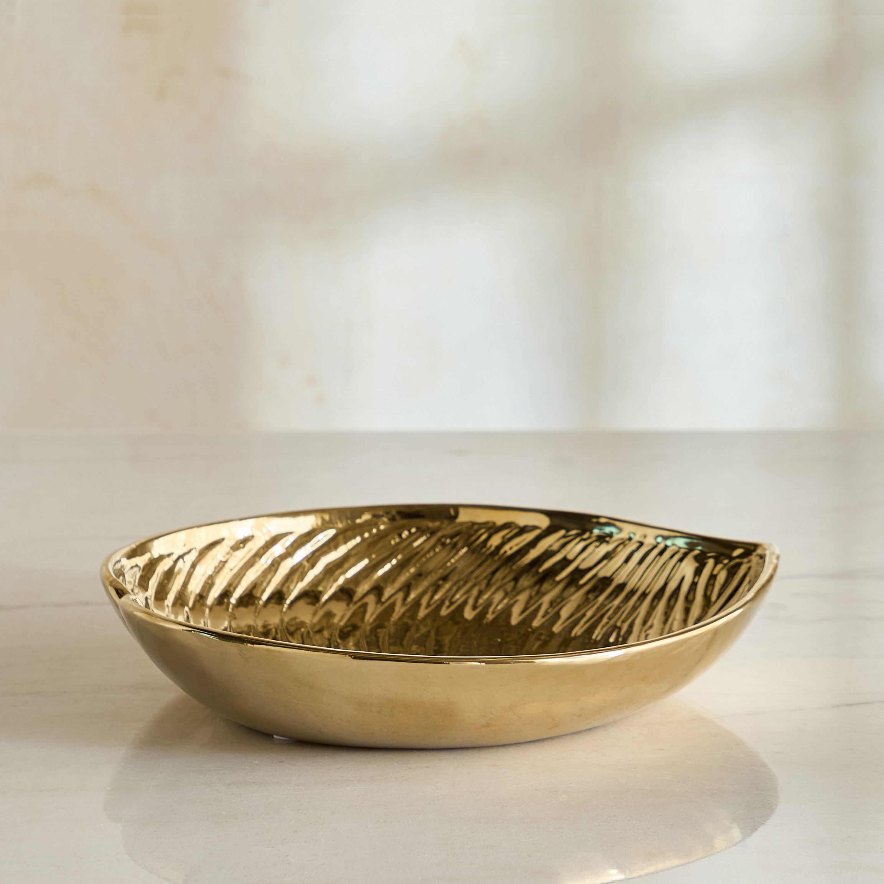 Aurum Titany Vianna Decorative Leaf Platter - 28x29.5x5 cm-hbxhomeware-hbxdecorandfurnishings-image-5