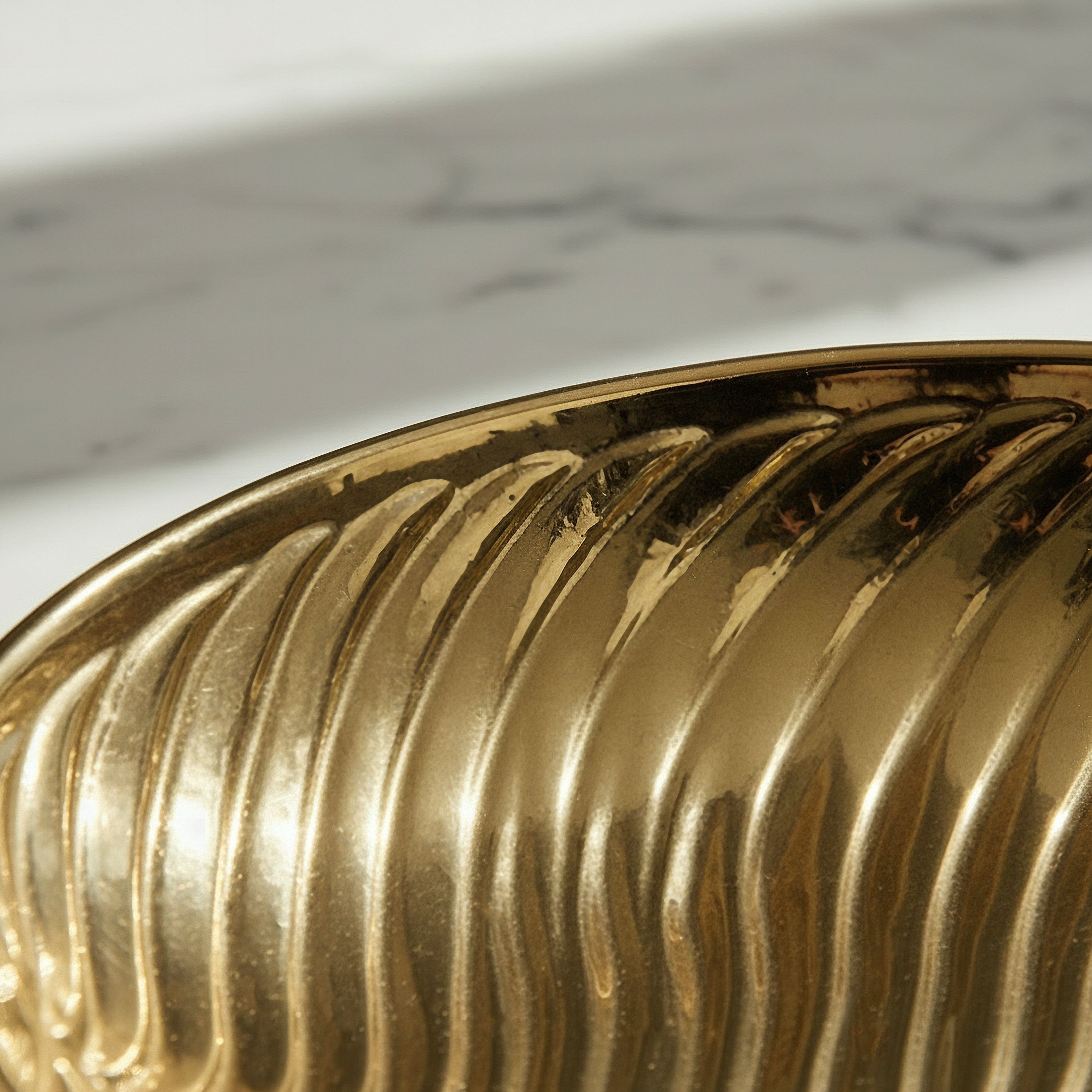 Aurum Titany Vianna Decorative Leaf Platter - 28x29.5x5 cm-hbxhomeware-hbxdecorandfurnishings-image-3