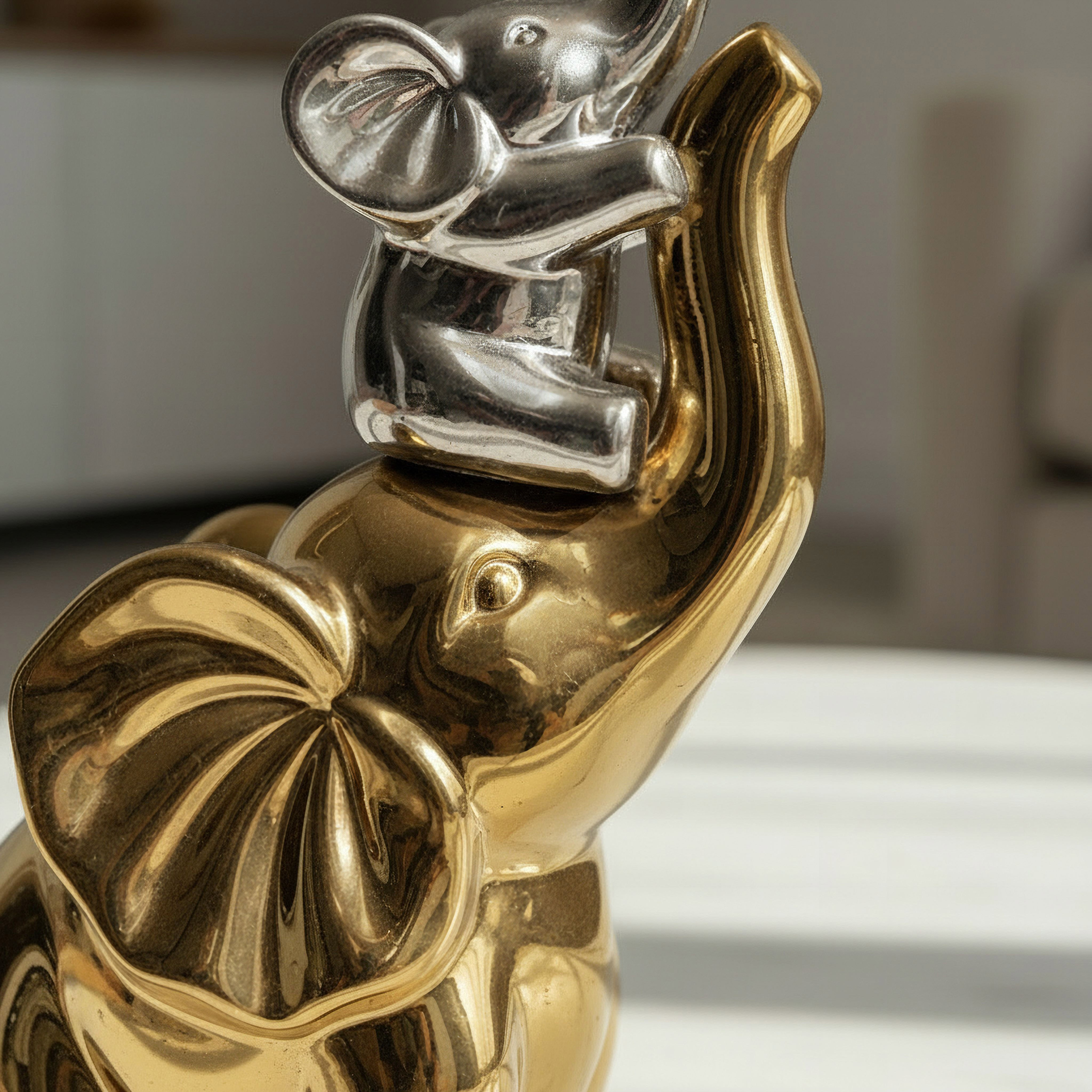 قطعة ديكور فيل وصغيره تيتاني فيانا من أوروم - 16.5x9x28 سم-hbxhomeware-homedecor-figurinesandornaments-image-3