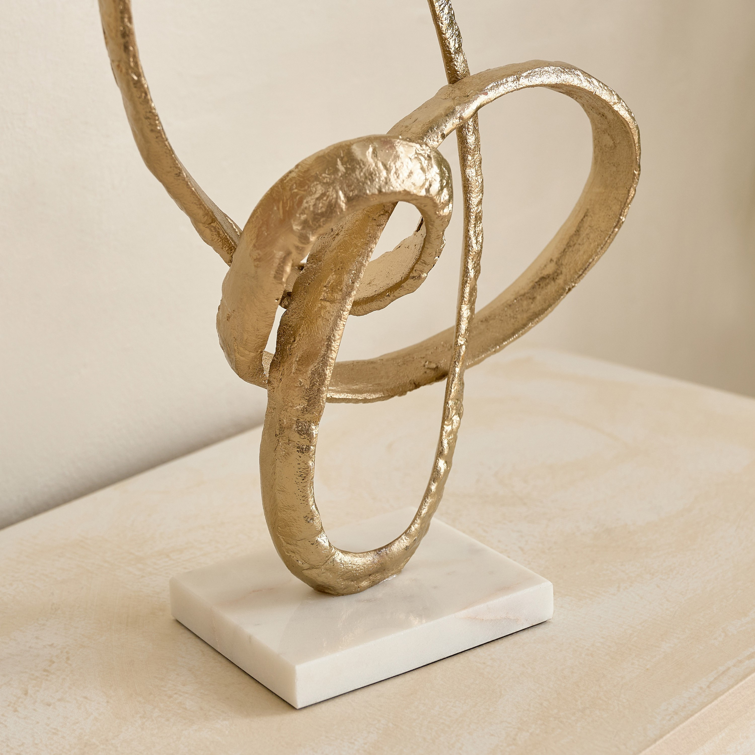 زينة ديكور من كاسا لوكس - 24x9x30 سم-hbxhomeware-homedecor-figurinesandornaments-image-2