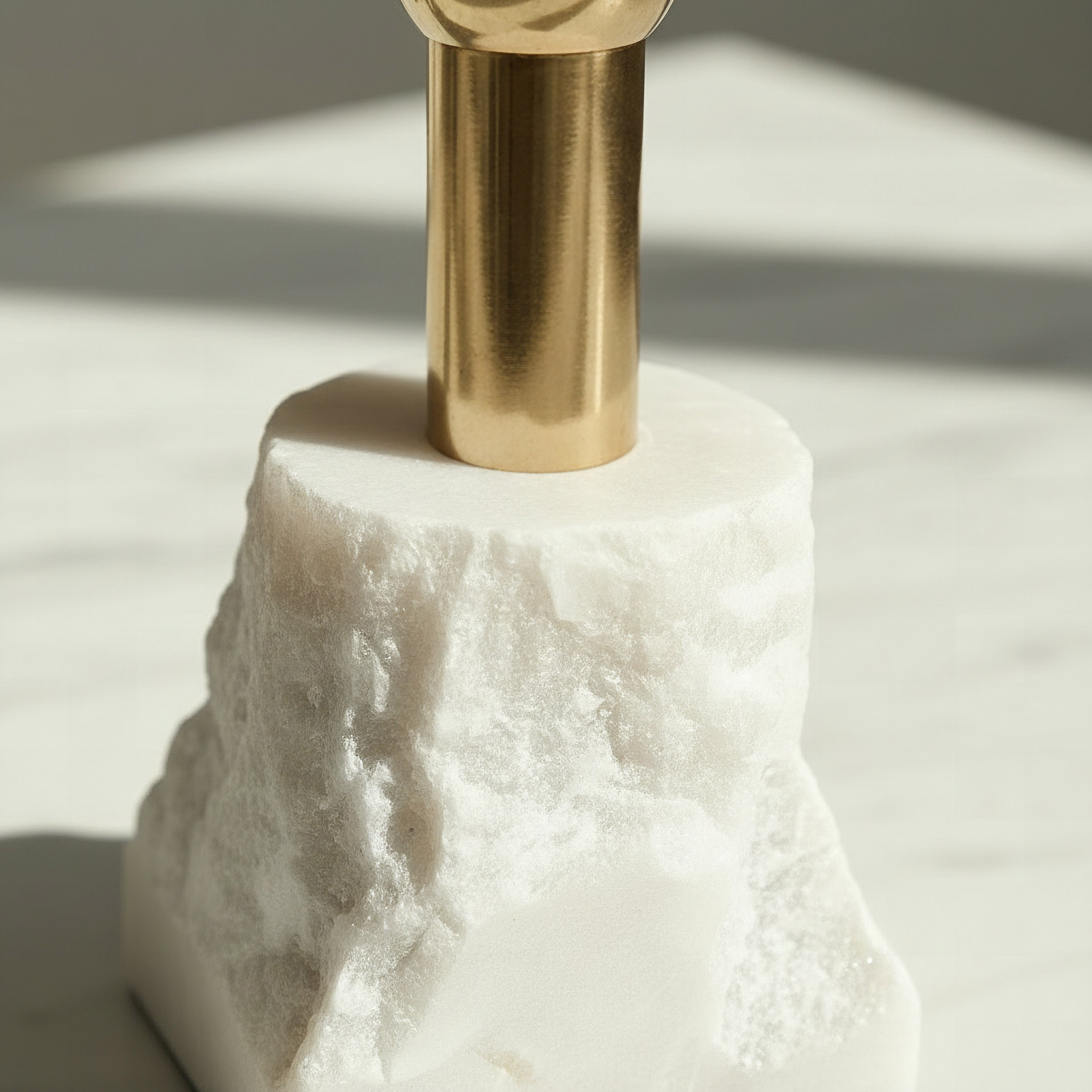 حامل شموع عمودية للديكور من كاسا لوكس - 11x11x32 سم-hbxlivingroom-decorandaccessories-candleholders-image-3