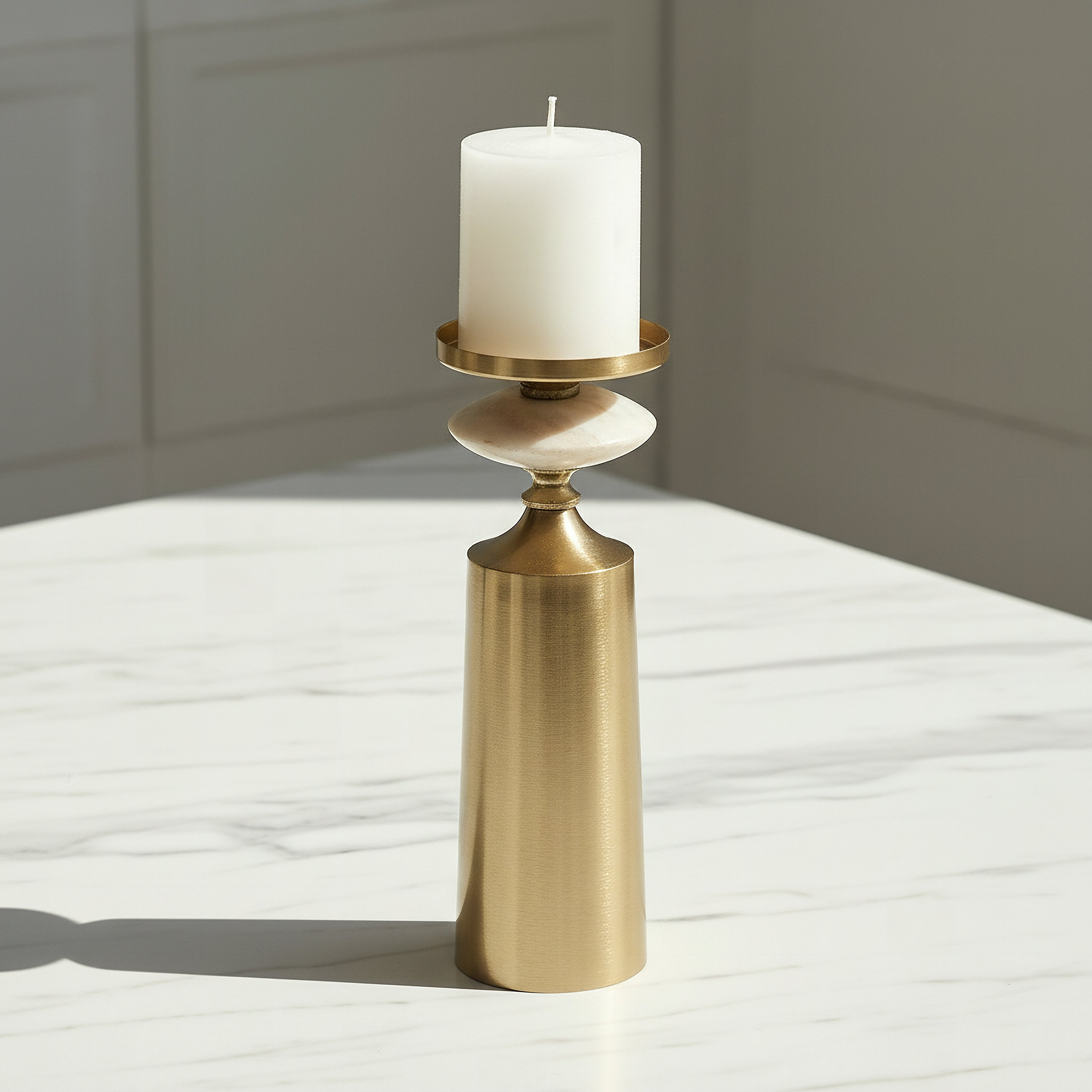 حامل شموع عمودية للديكور من كاسا لوكس - 11x11x31 سم-hbxlivingroom-decorandaccessories-candleholders-image-1