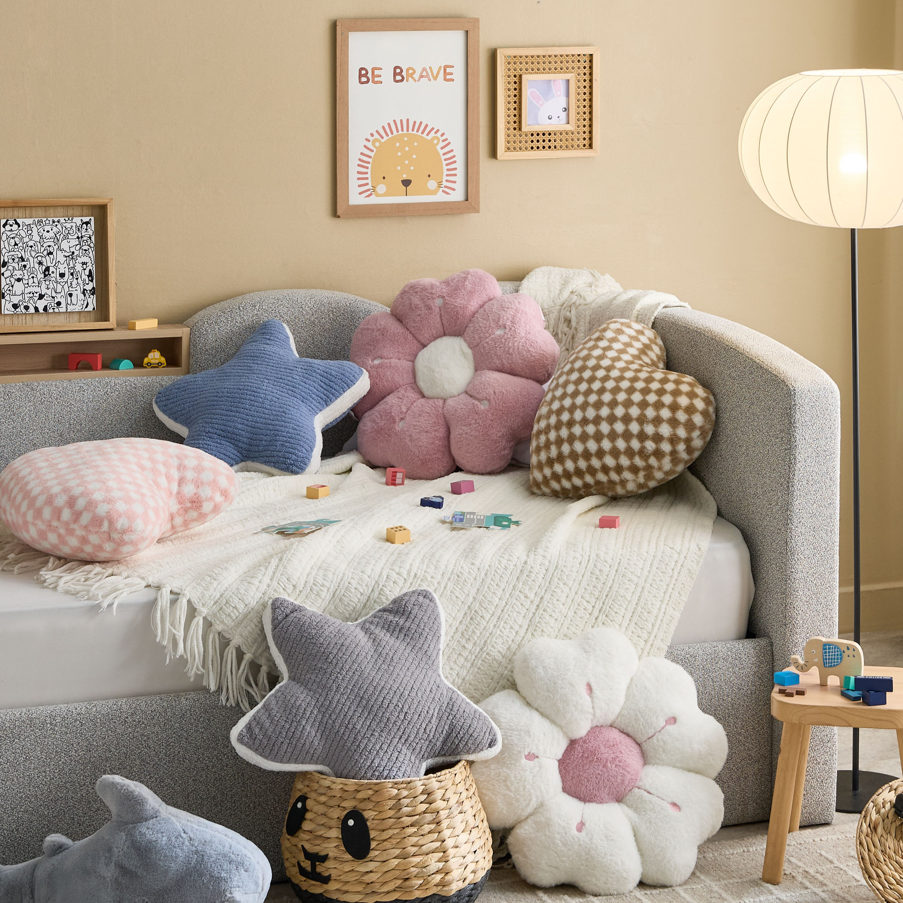 وسادة بتصميم قلب من سينتور - 42x42 سم-hbxhomeware-hbxkidsandyouth-image-8