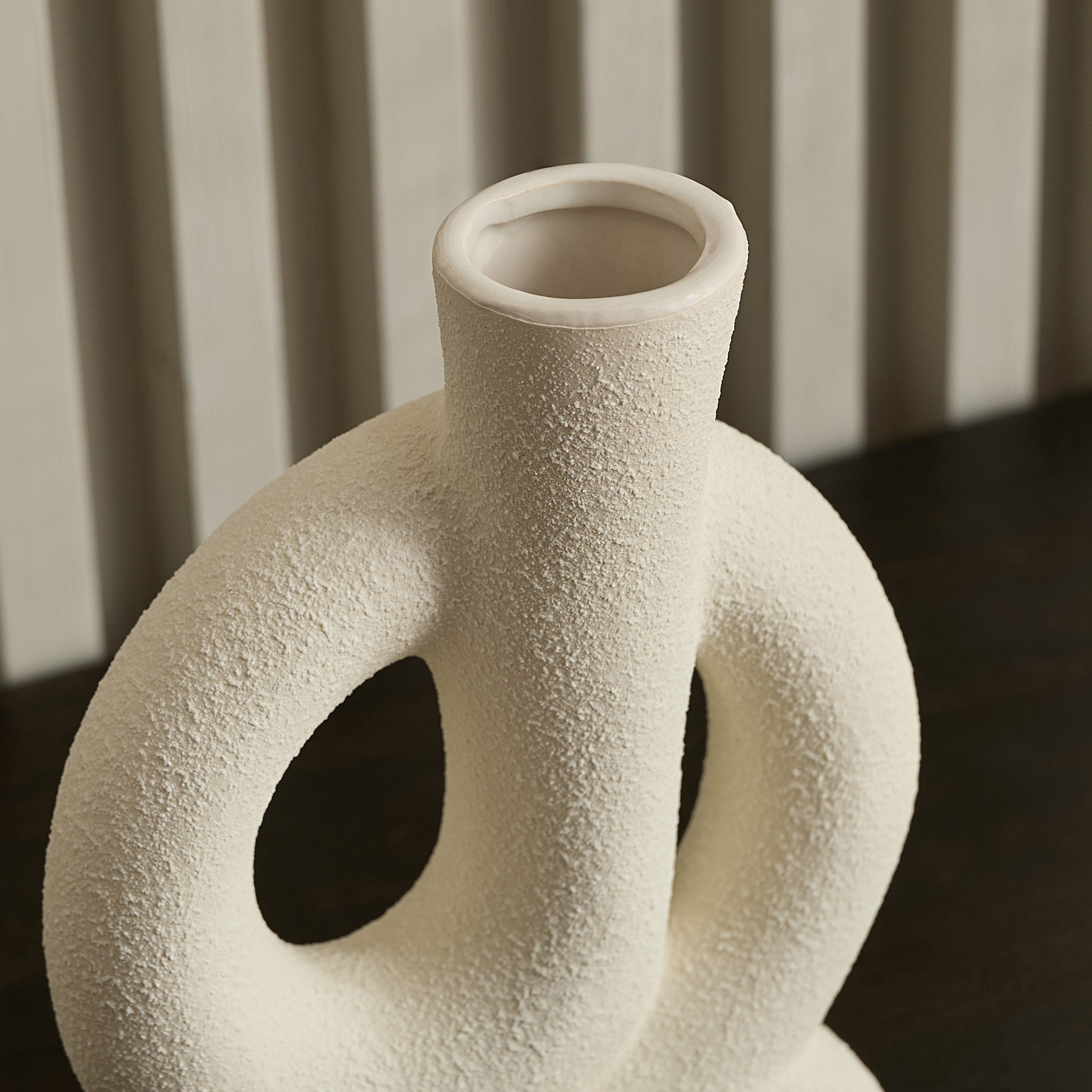 Umber Alora Decorative Vase - 14x7.3x18.5 cm-hbxbedroom-decorandaccessories-vases-image-7
