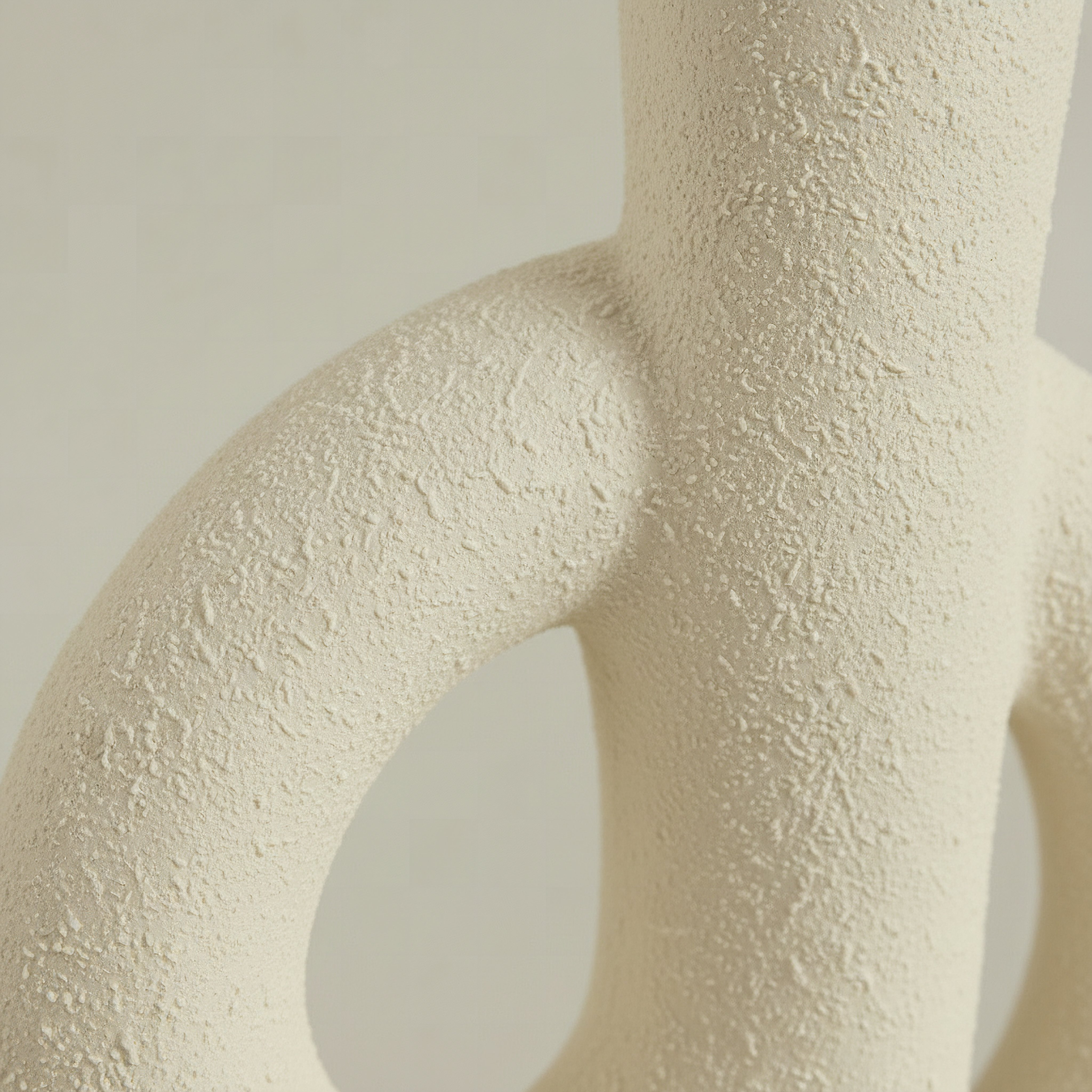Umber Alora Decorative Vase - 14x7.3x18.5 cm-hbxbedroom-decorandaccessories-vases-image-3