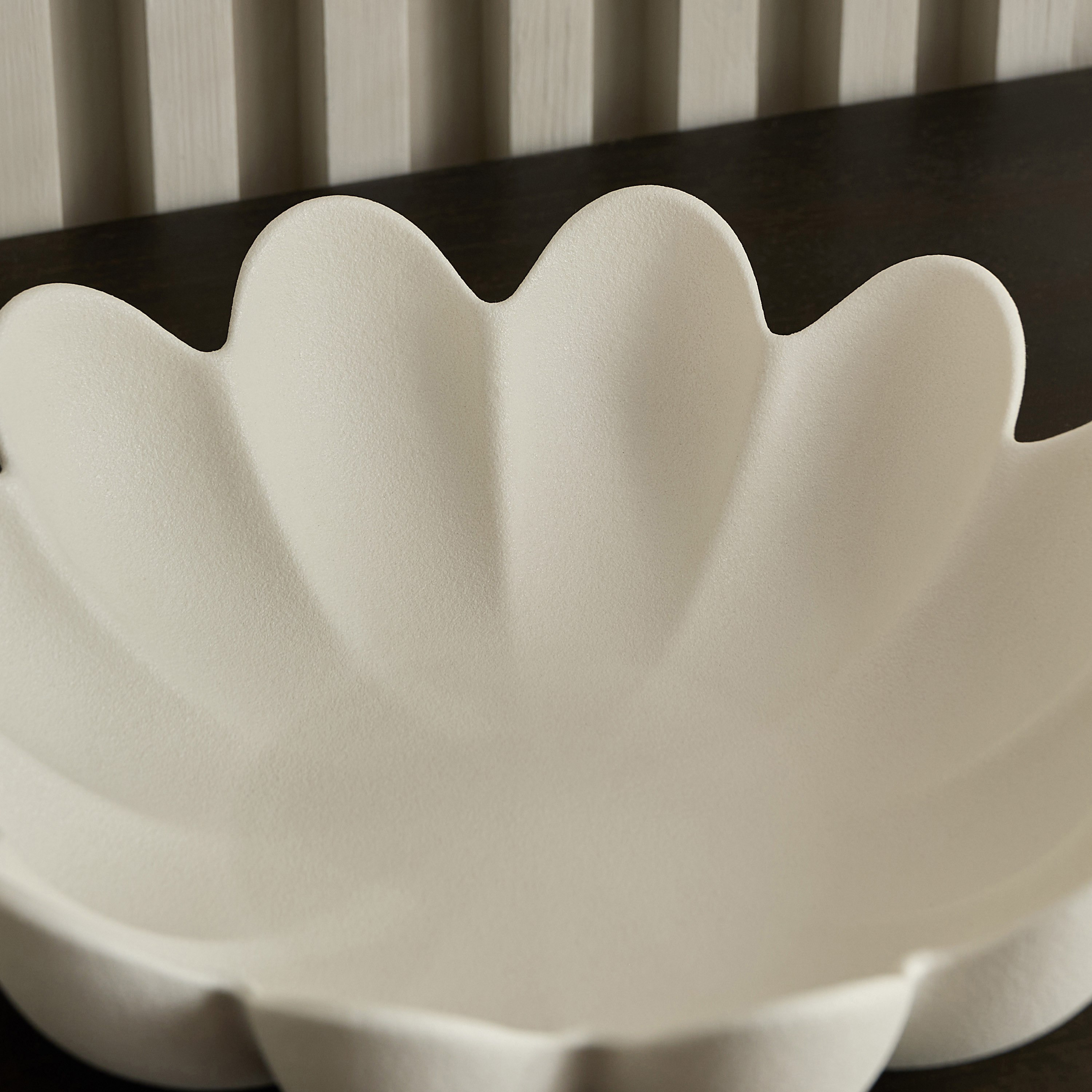 Monochrome Alora Decorative Bowl - 25.5x25.5x7 cm-hbxdecorandfurnishings-homeaccessories-bowls-image-7