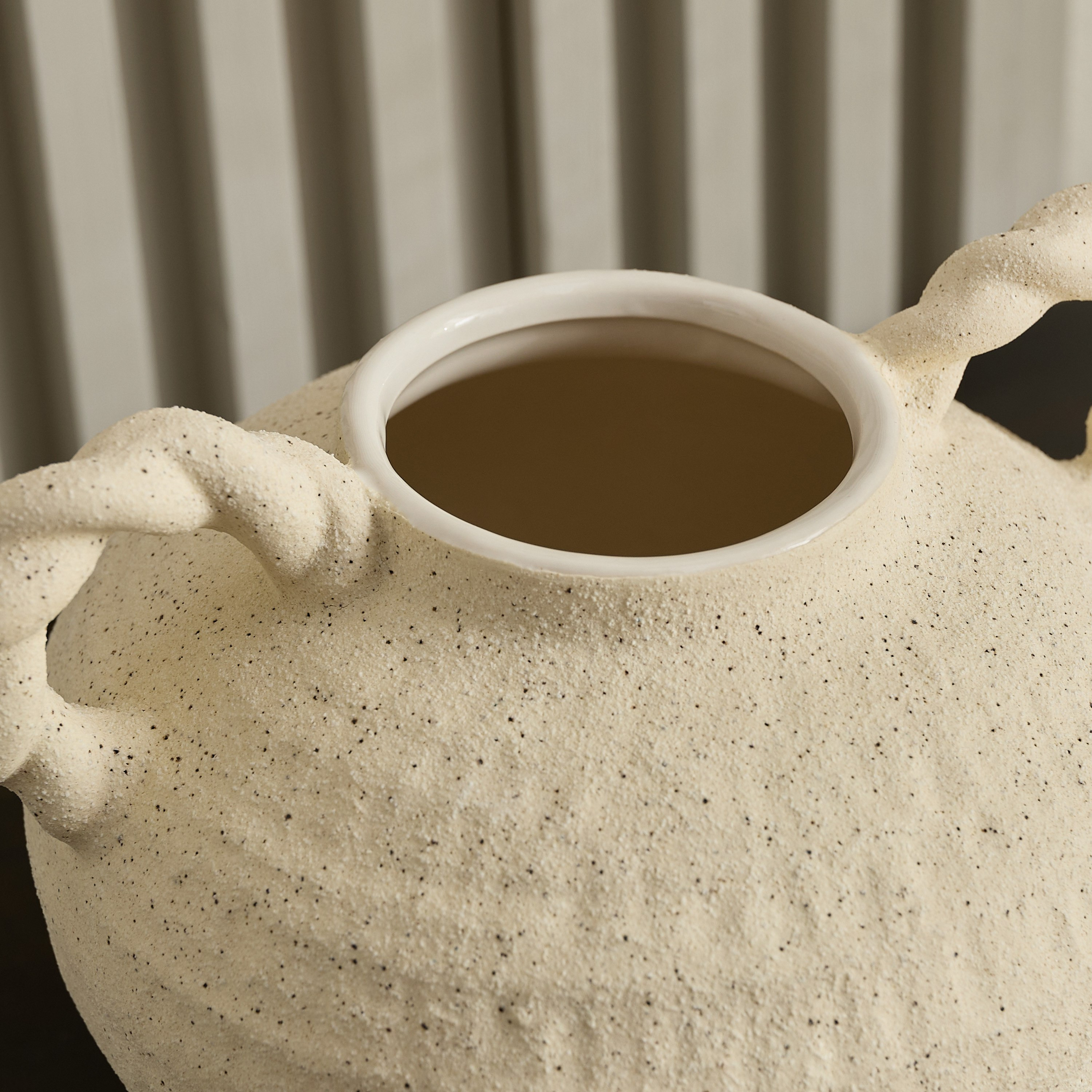 Umber Alora Decorative Vase - 23.5x20x20 cm-hbxbedroom-decorandaccessories-vases-image-7