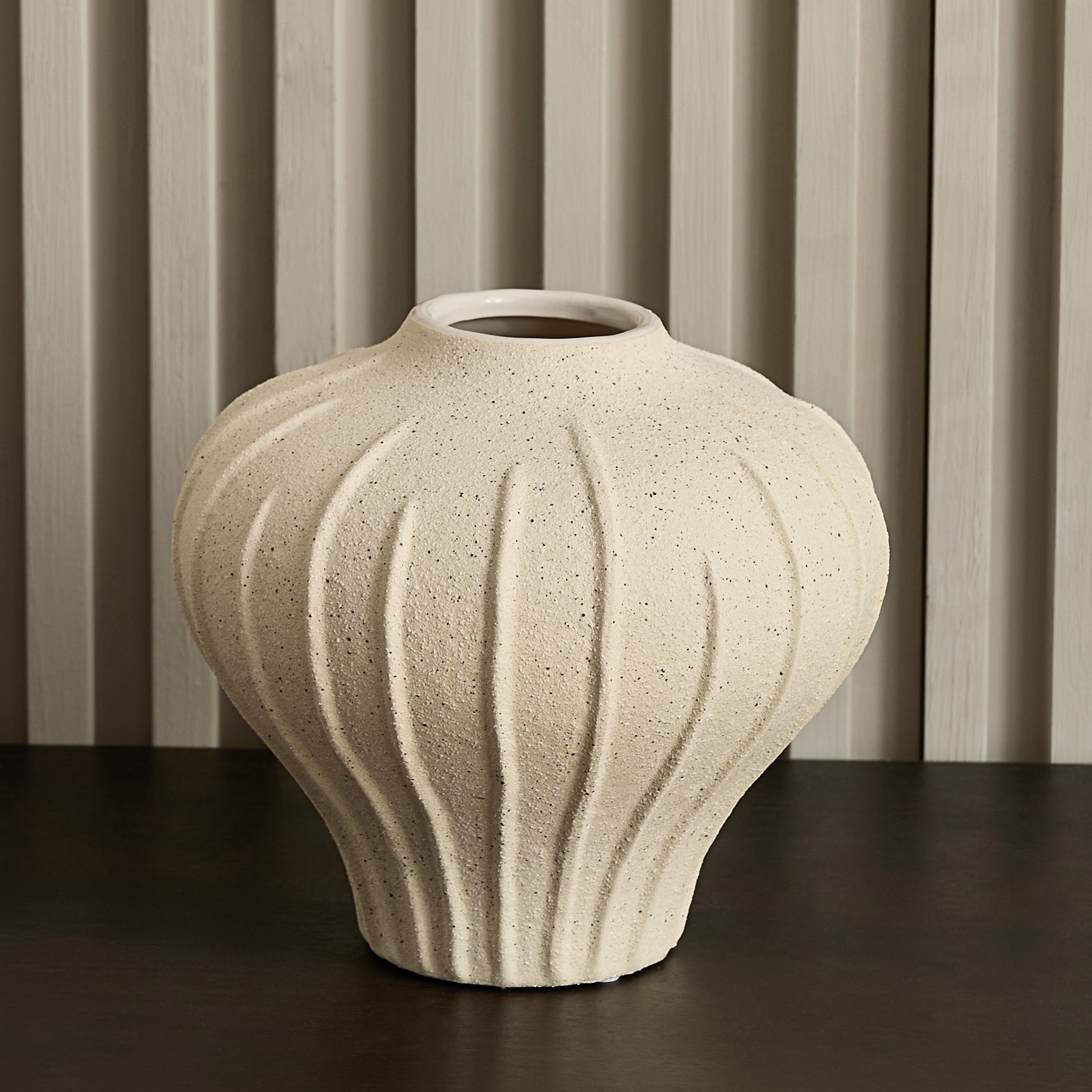 Umber Alora Decorative Vase - 20.5x20.5x19.5 cm-hbxbedroom-decorandaccessories-vases-image-6