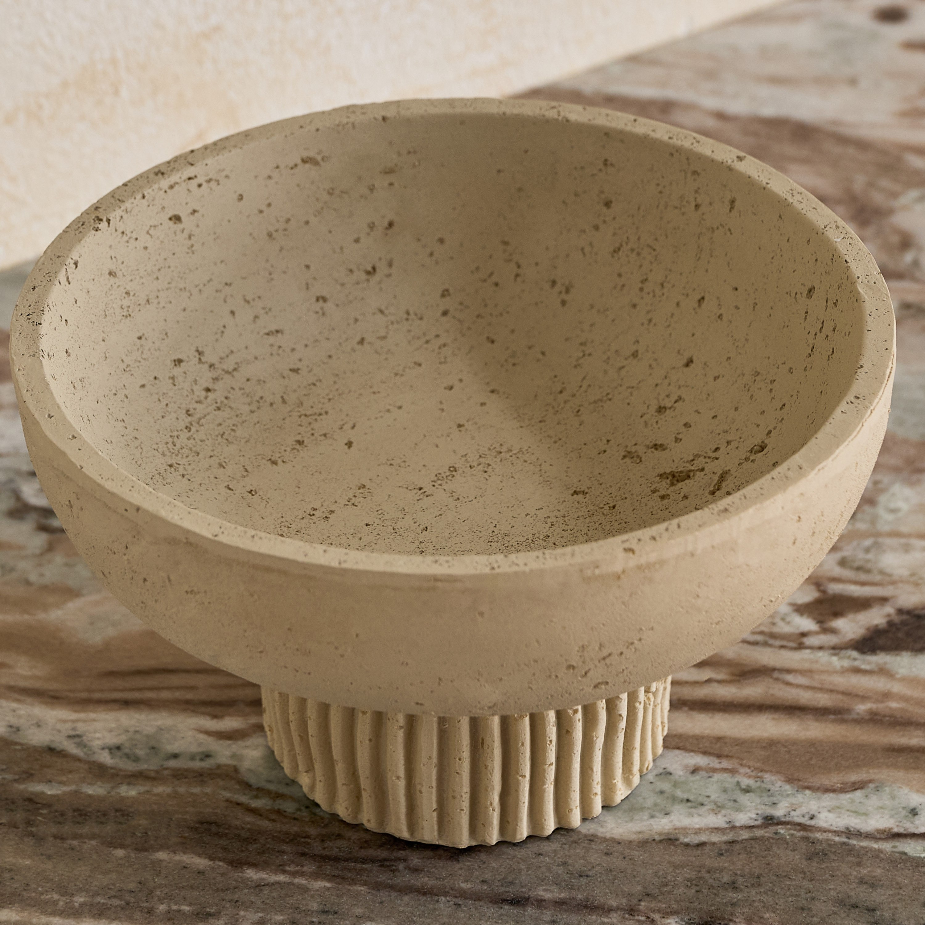 وعاء ديكور بقاعدة راتنج من فريسكو فيلا - 20.2x20.2x12 سم-hbxdecorandfurnishings-homeaccessories-bowls-image-7