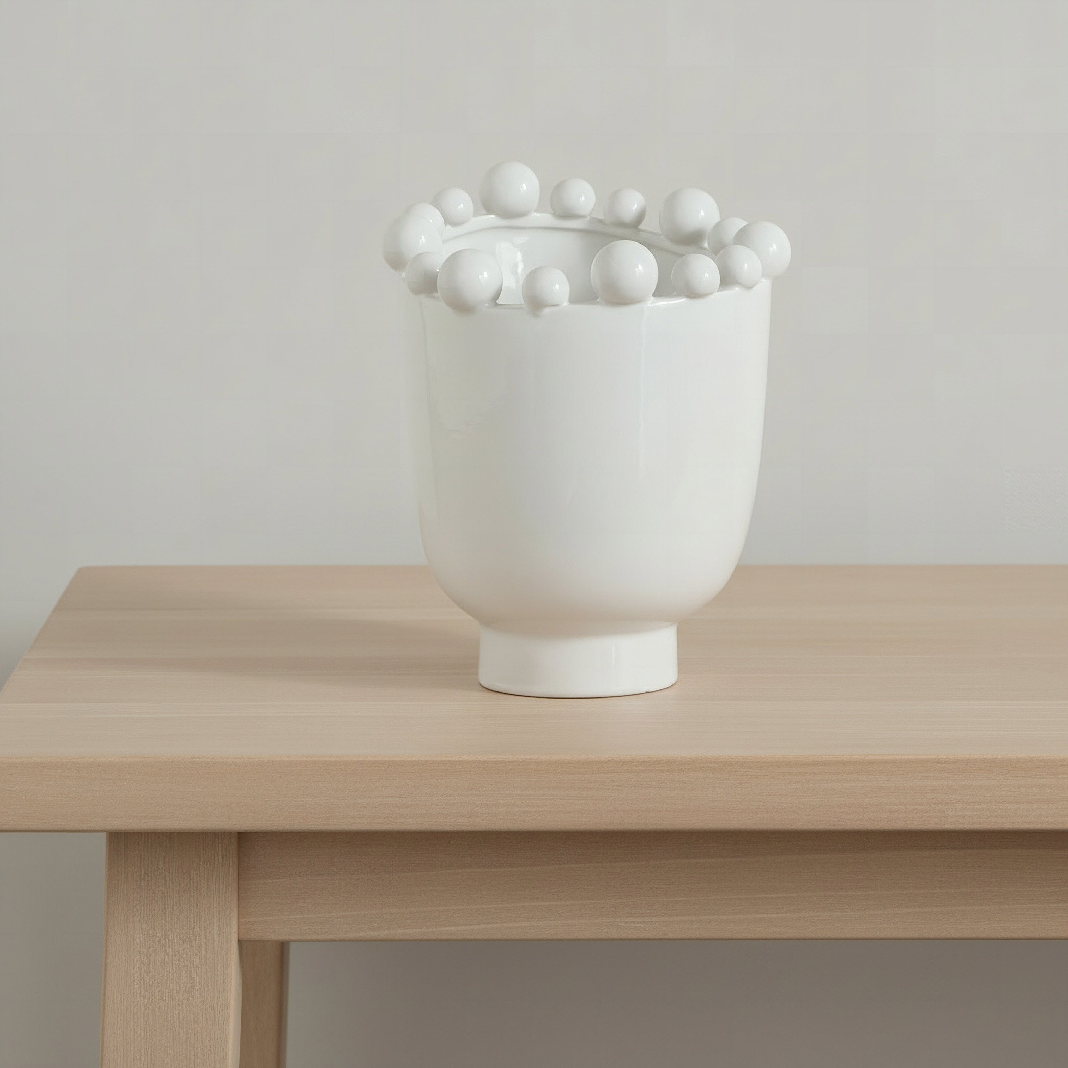 مزهرية ديكور سيراميك من فريسكو فيلا - 17.7x17x21.5 سم-hbxbedroom-decorandaccessories-vases-image-1