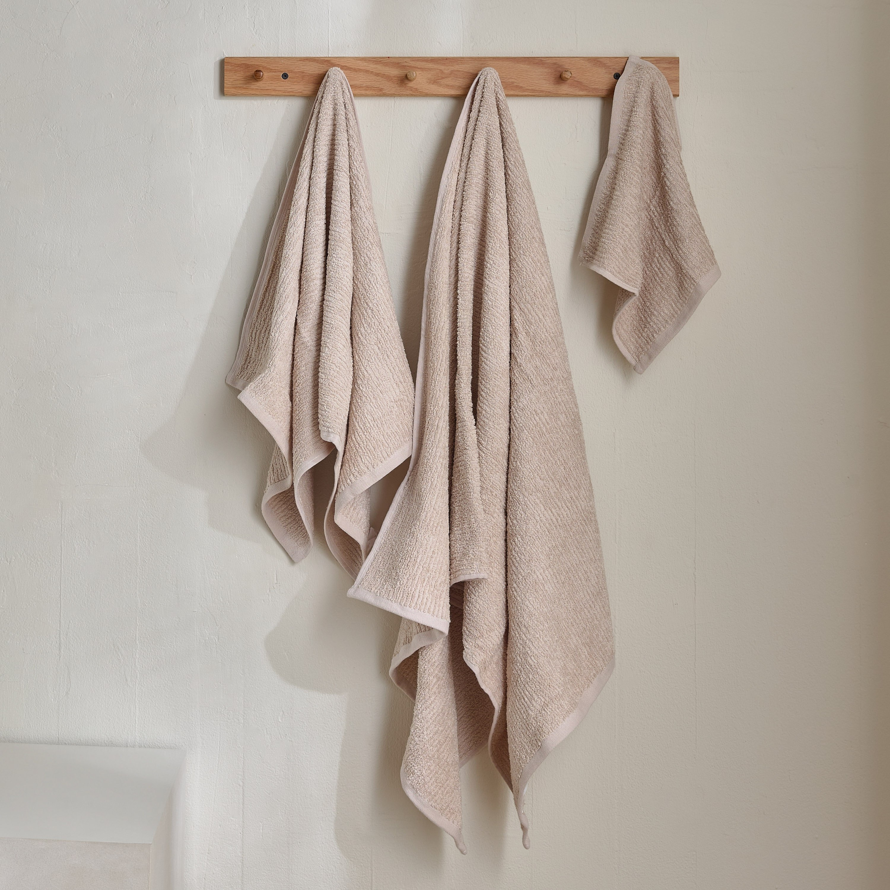 Atlanta 8-Piece Textured Cotton Towel Set-hbxbathroom-bathroomtextiles-image-3