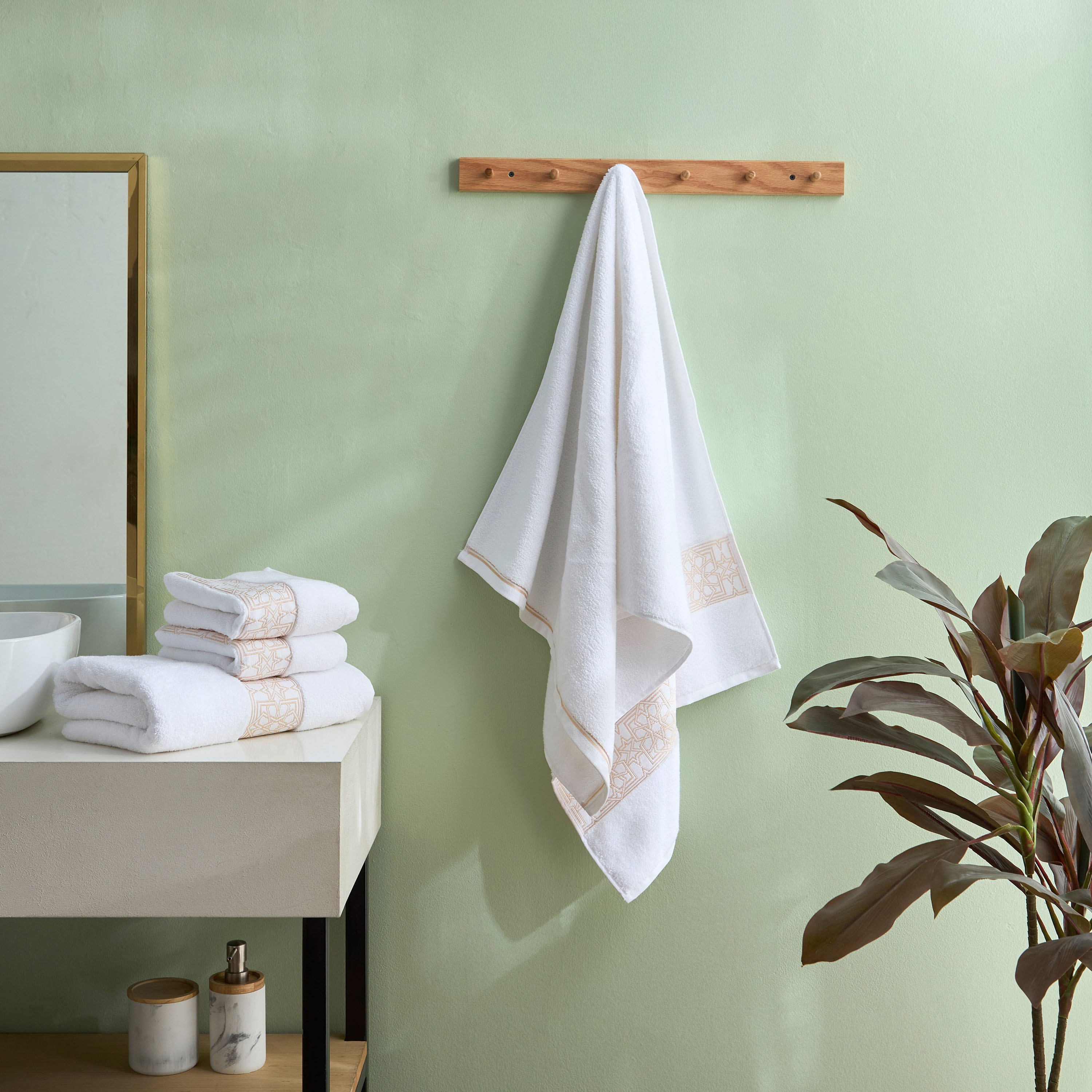 White Haven Layali Noor Lurex Patterned Cotton Hand Towel - 40x70 cm-hbxbathroom-bathroomtextiles-image-4