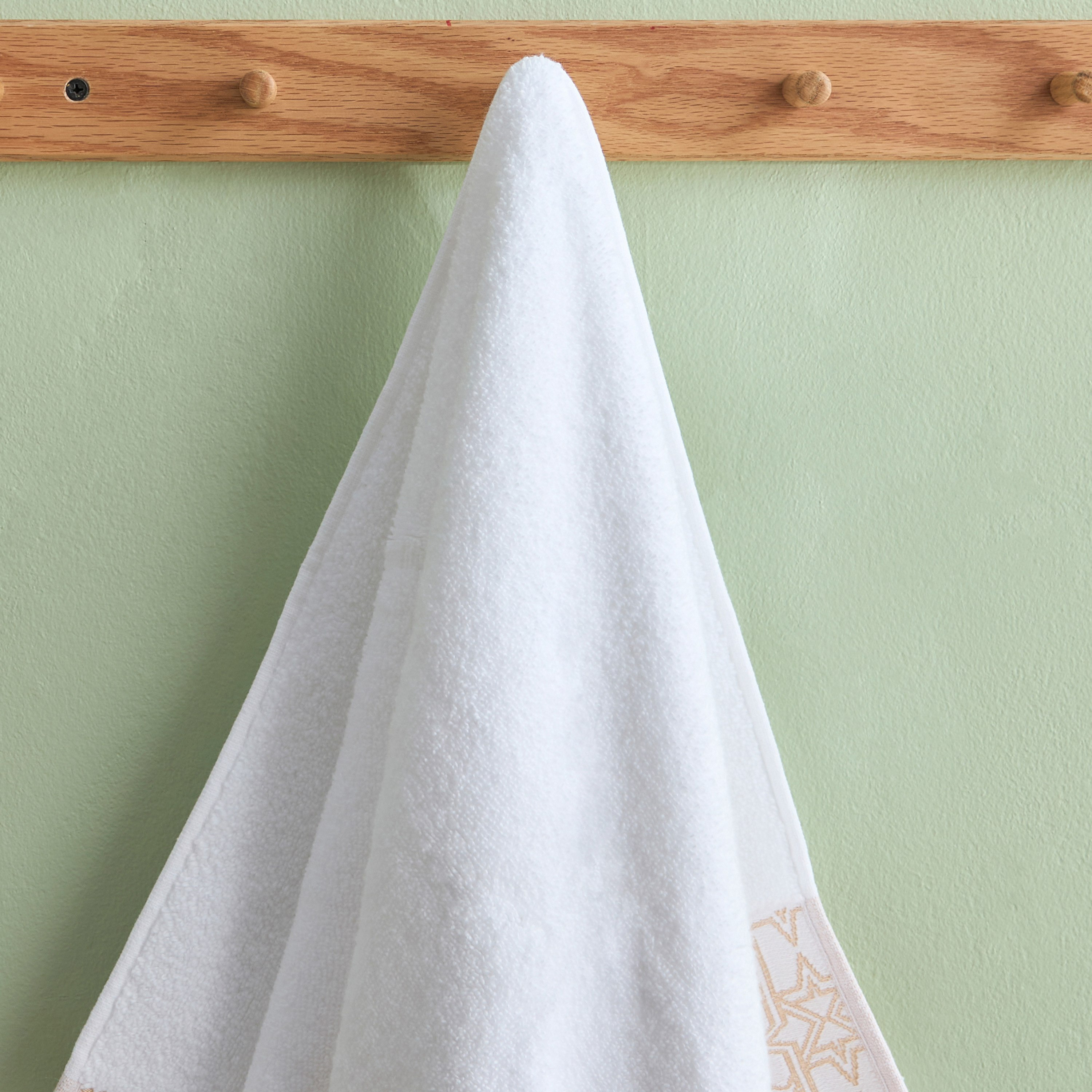 White Haven Layali Noor Lurex Patterned Cotton Hand Towel - 50x90 cm-hbxbathroom-bathroomtextiles-image-2