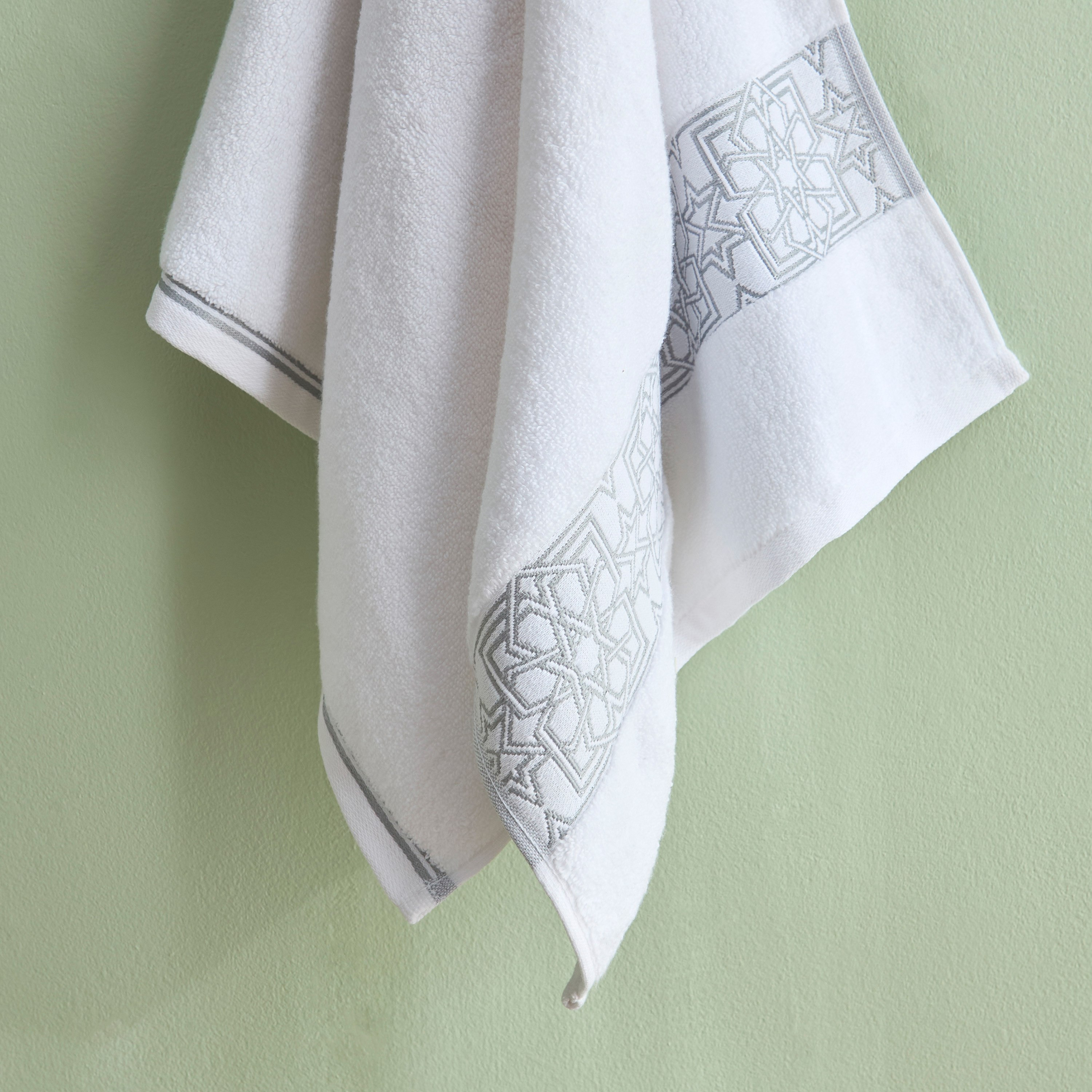 منشفة يد قطن لوريكس منقوشة من وايت هيفن ليالي نور - 50x90 سم-hbxbathroom-bathroomtextiles-image-2