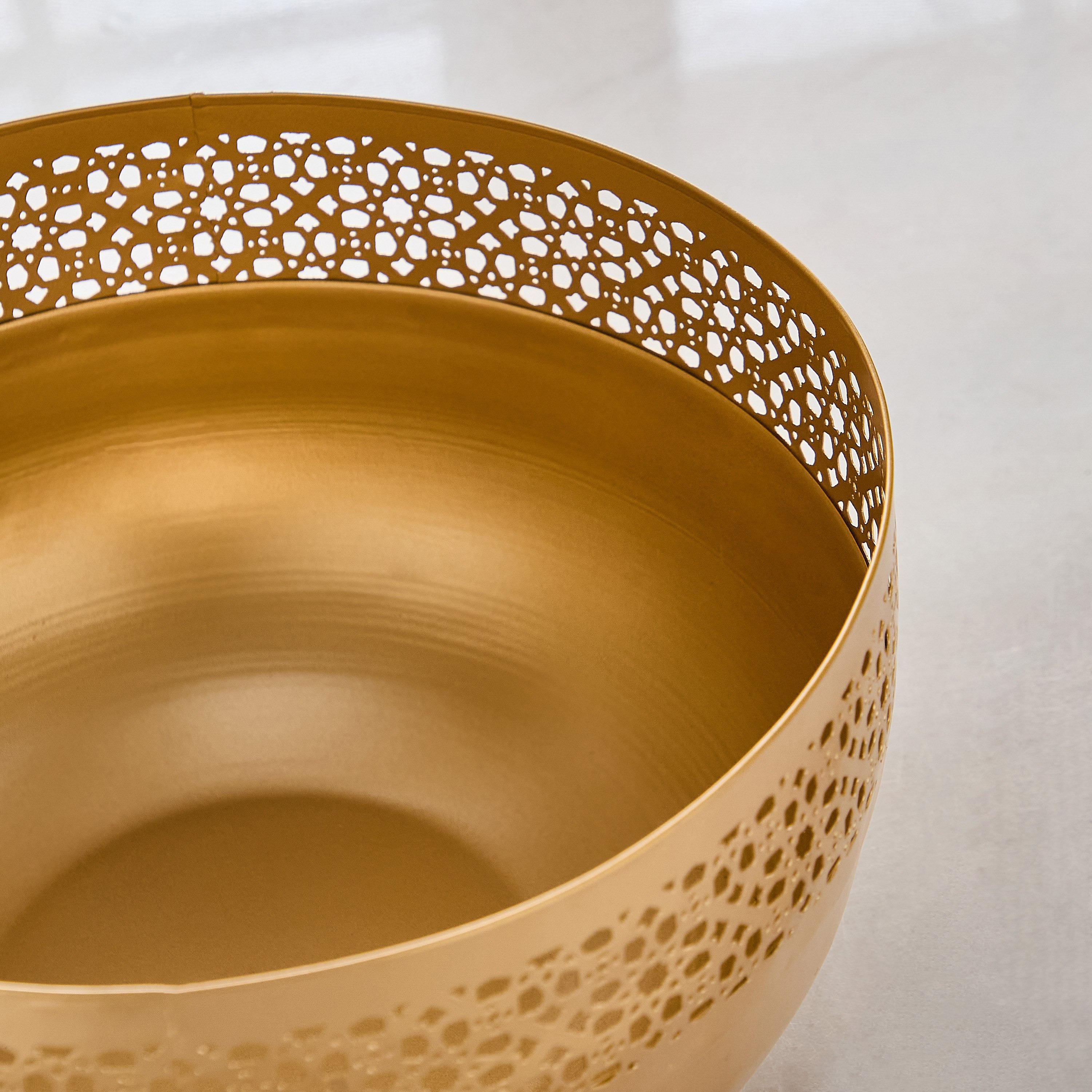Arabesque Zaynah Decorative Cutwork Centrepiece Bowl - 28x28x13.5 cm-hbxdecorandfurnishings-homeaccessories-bowls-image-7