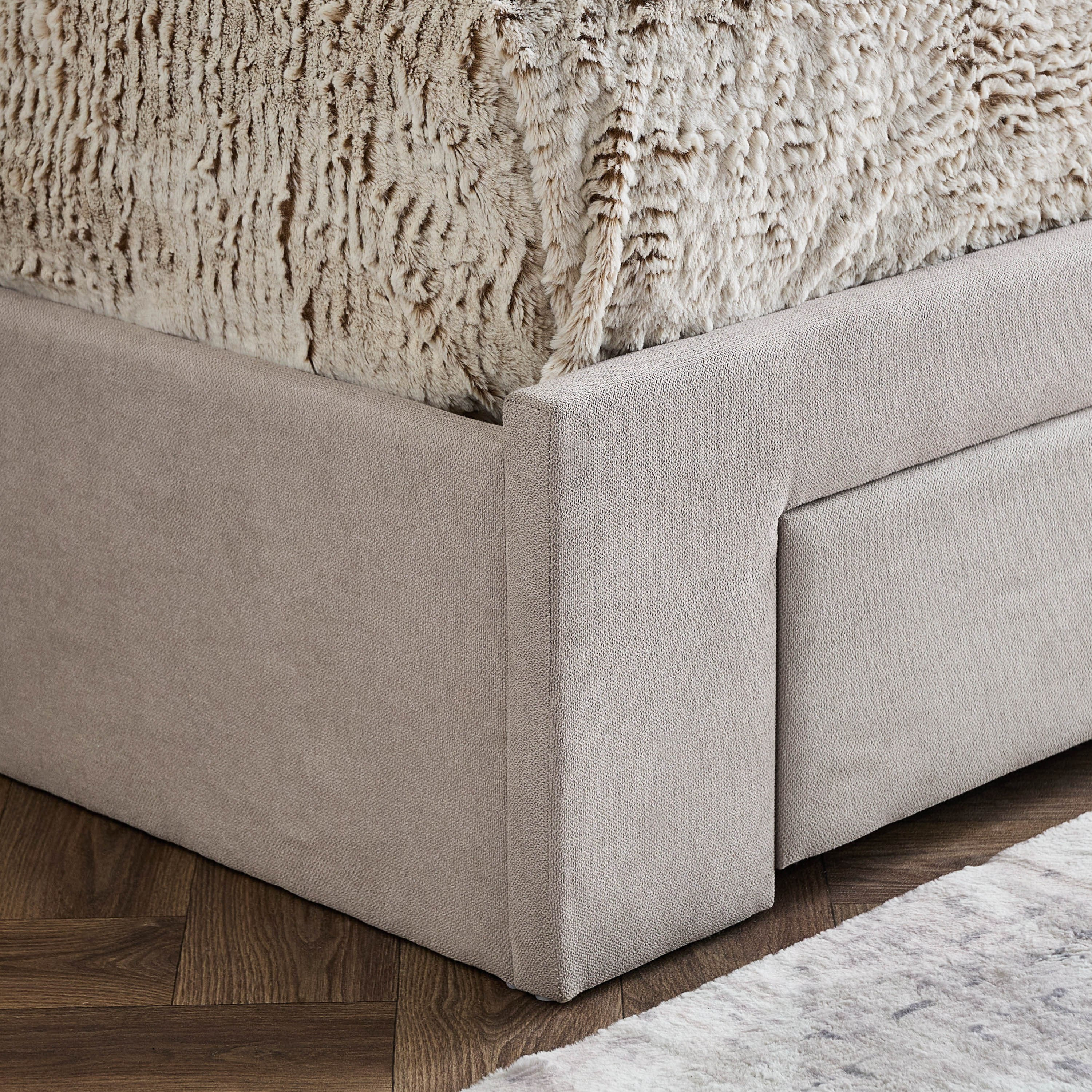 سرير كينج منجد بـ 3 أدراج - أنجيليك مونتيرو نكست من موڤو - 180x200 سم-hbxfurniture-bedsandbedsets-beds-king-image-10