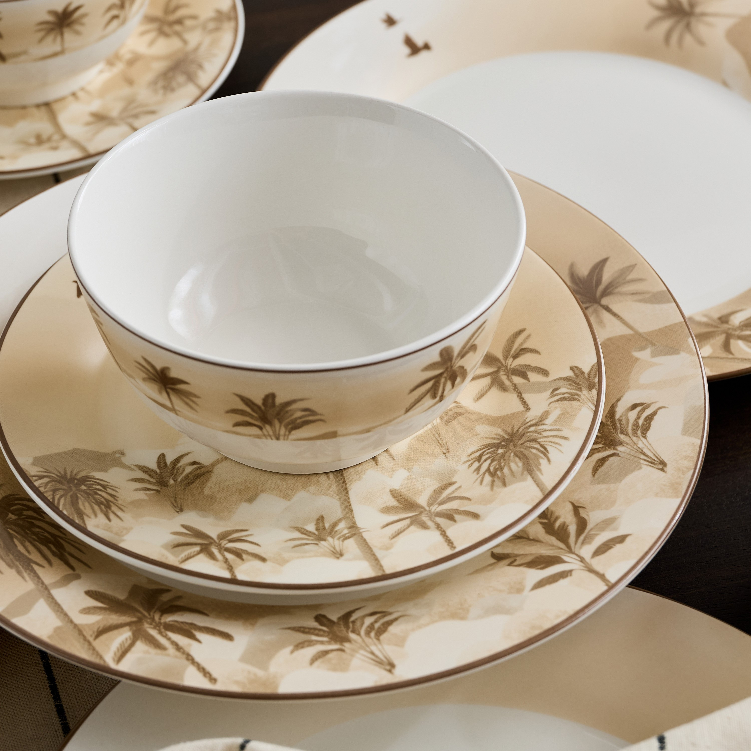 طقم عشاء 18 قطعة من سارا - يكفي 6 أفراد-hbxdiningroom-tabletop-dinnersets-image-3