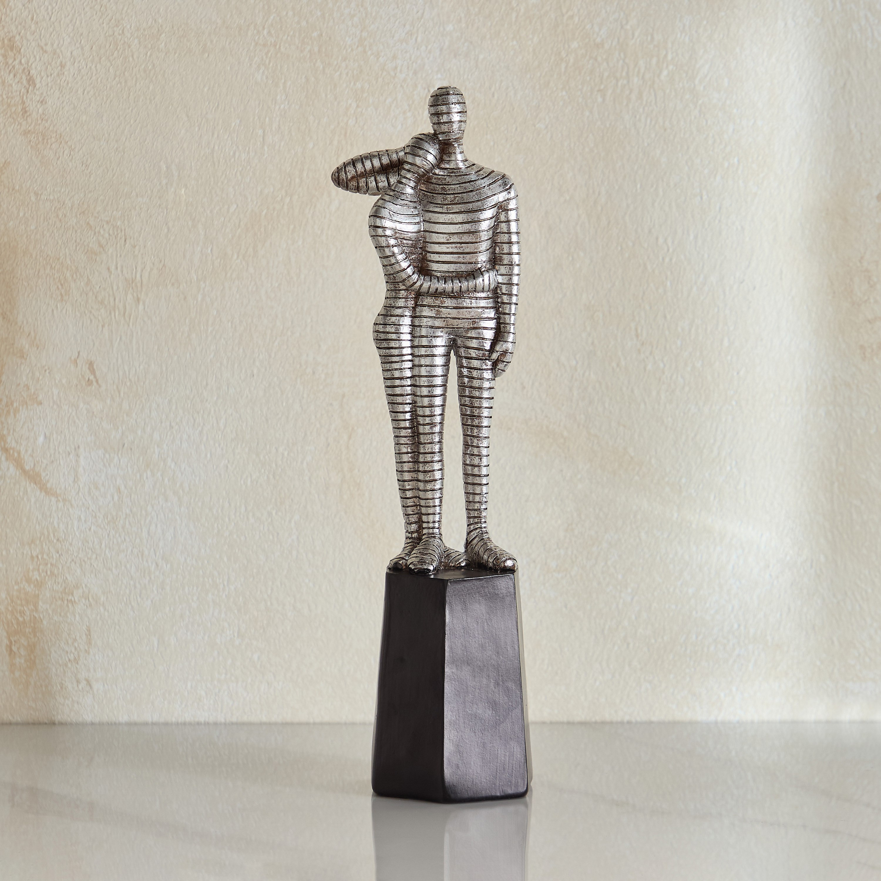 Wren Abbie Polyresin Human Couple Figurine - 10x9x34 cm-hbxhomeware-homedecor-figurinesandornaments-image-5