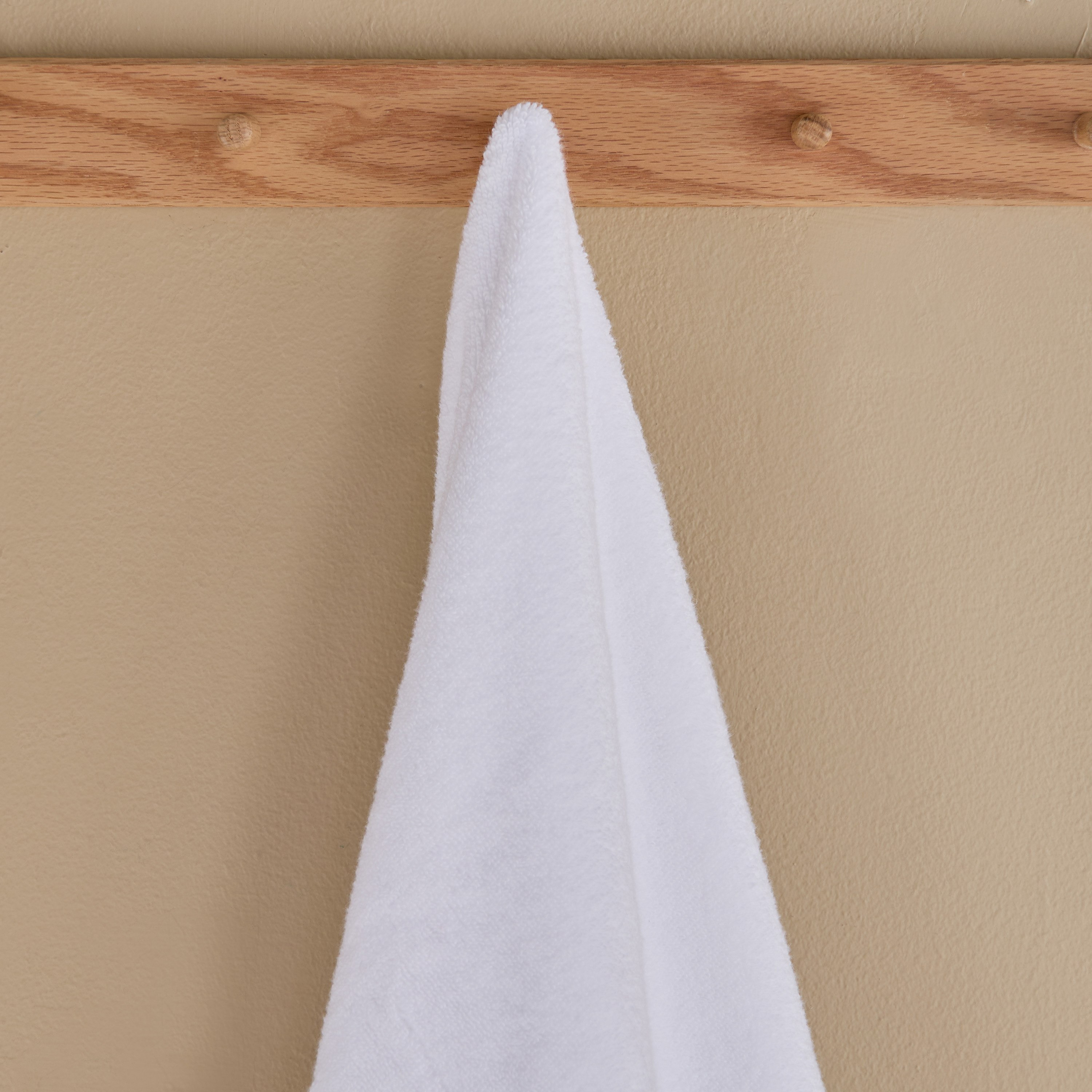 White Haven Geo Lux Cotton Zero Twist Hand Towel - 50x90 cm-hbxbathroom-bathroomtextiles-image-2