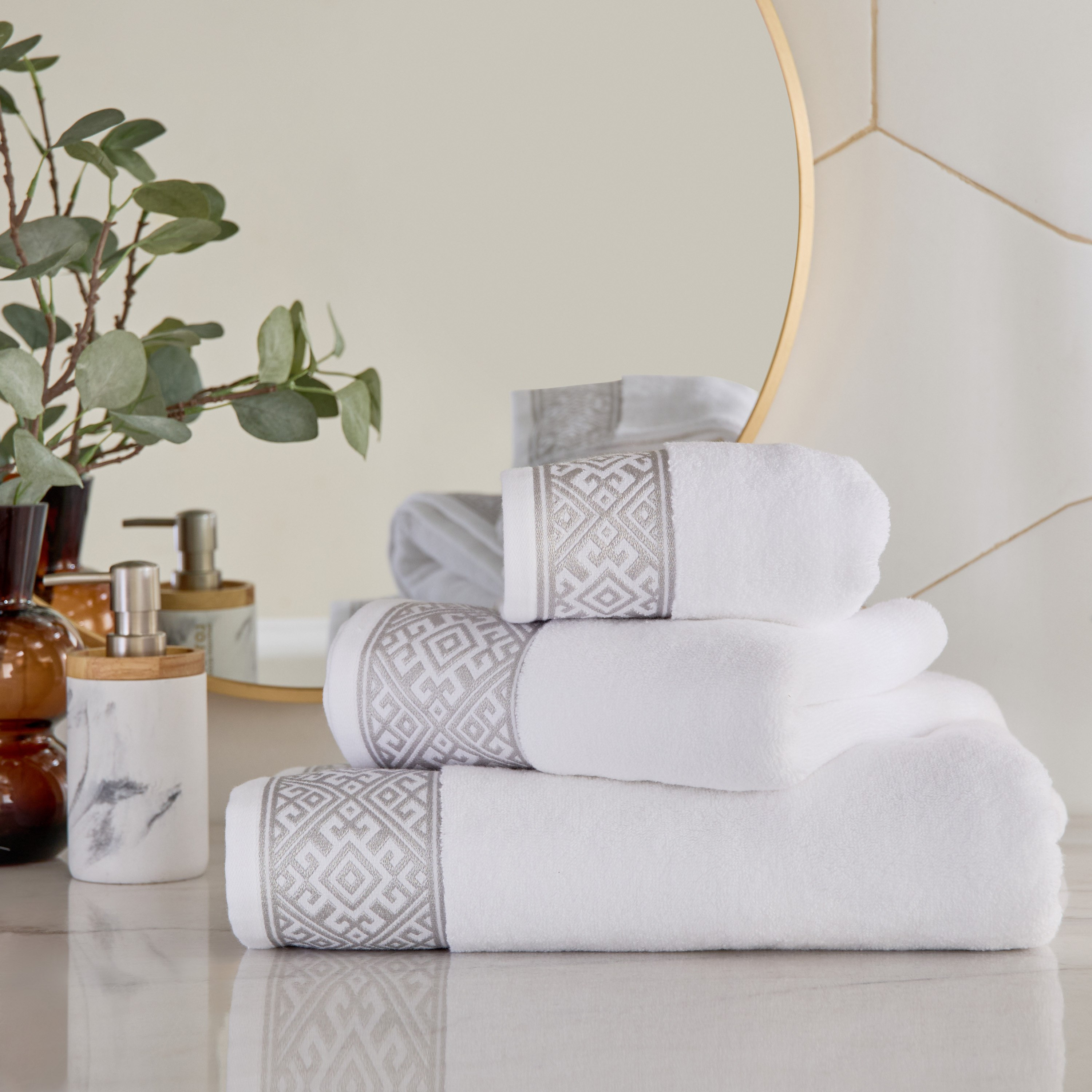 White Haven Geo Lux Cotton Zero Twist Bath Sheet - 90x150 cm-hbxbathroom-bathroomtextiles-image-4