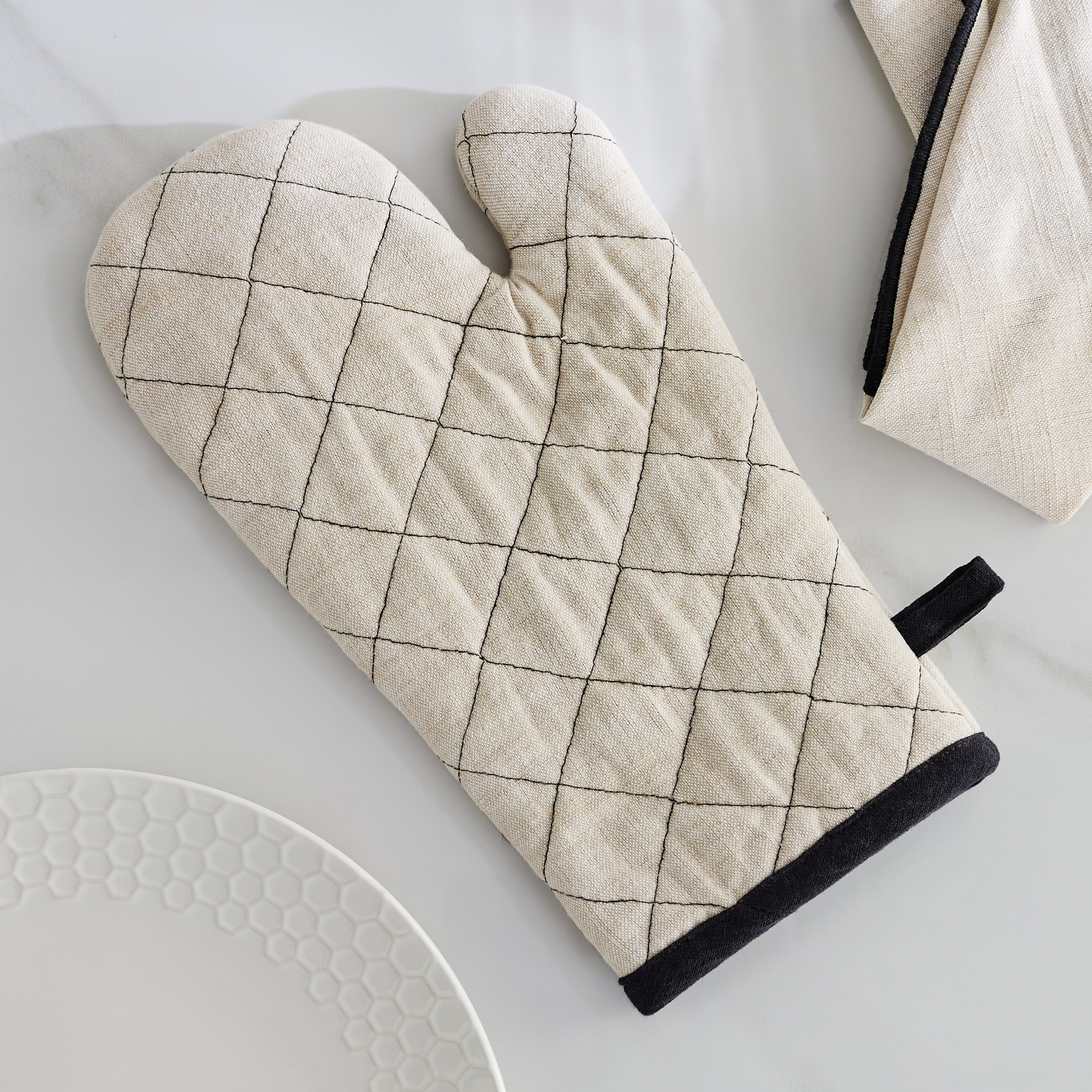 قفاز فرن هنا من هارلي - 17x33 سم-hbxhomeware-kitchenware-kitchenlinens-image-1