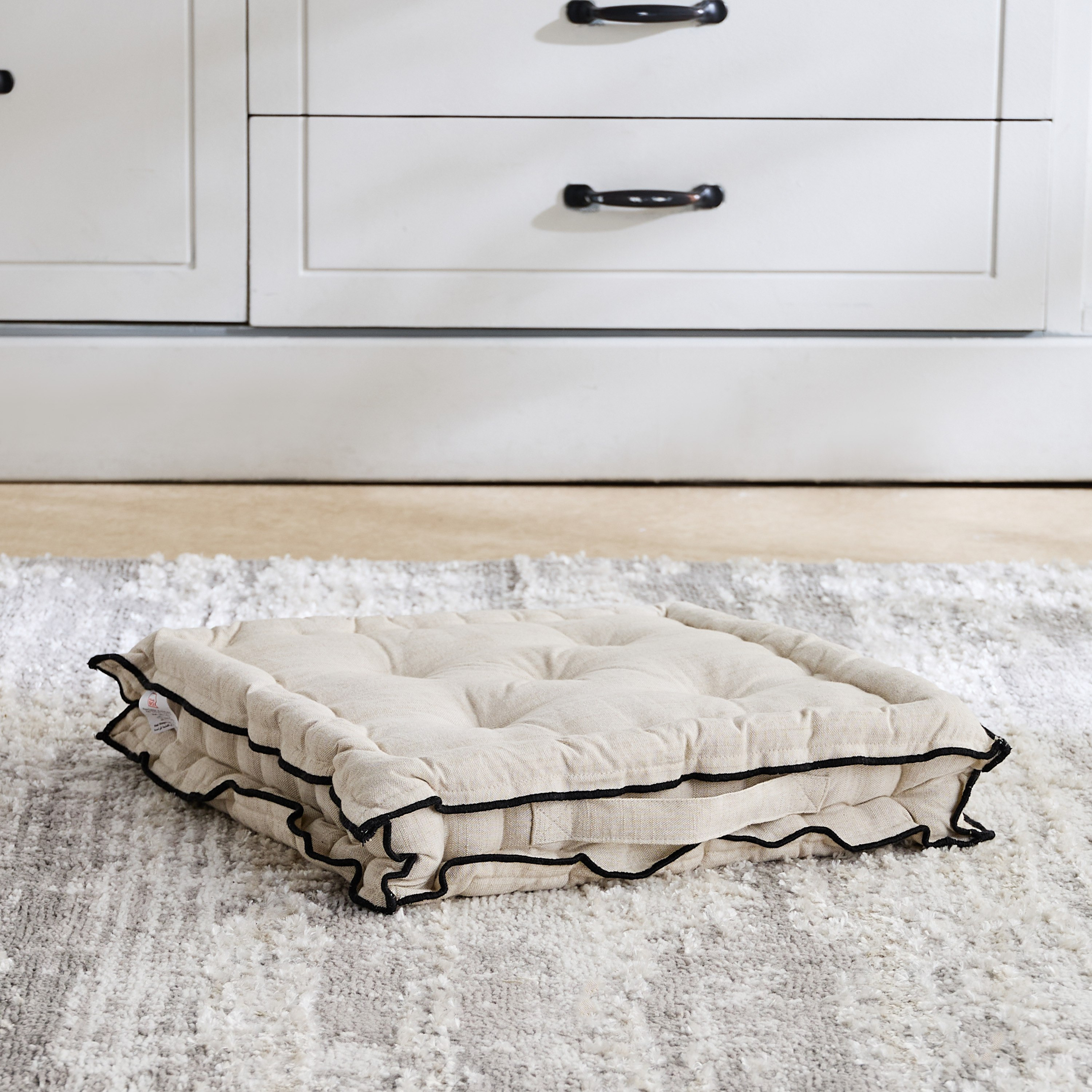 وسادة أرضية هانا من هارلي - 40x40x9 سم-hbxhomeware-hbxlivingroom-image-1