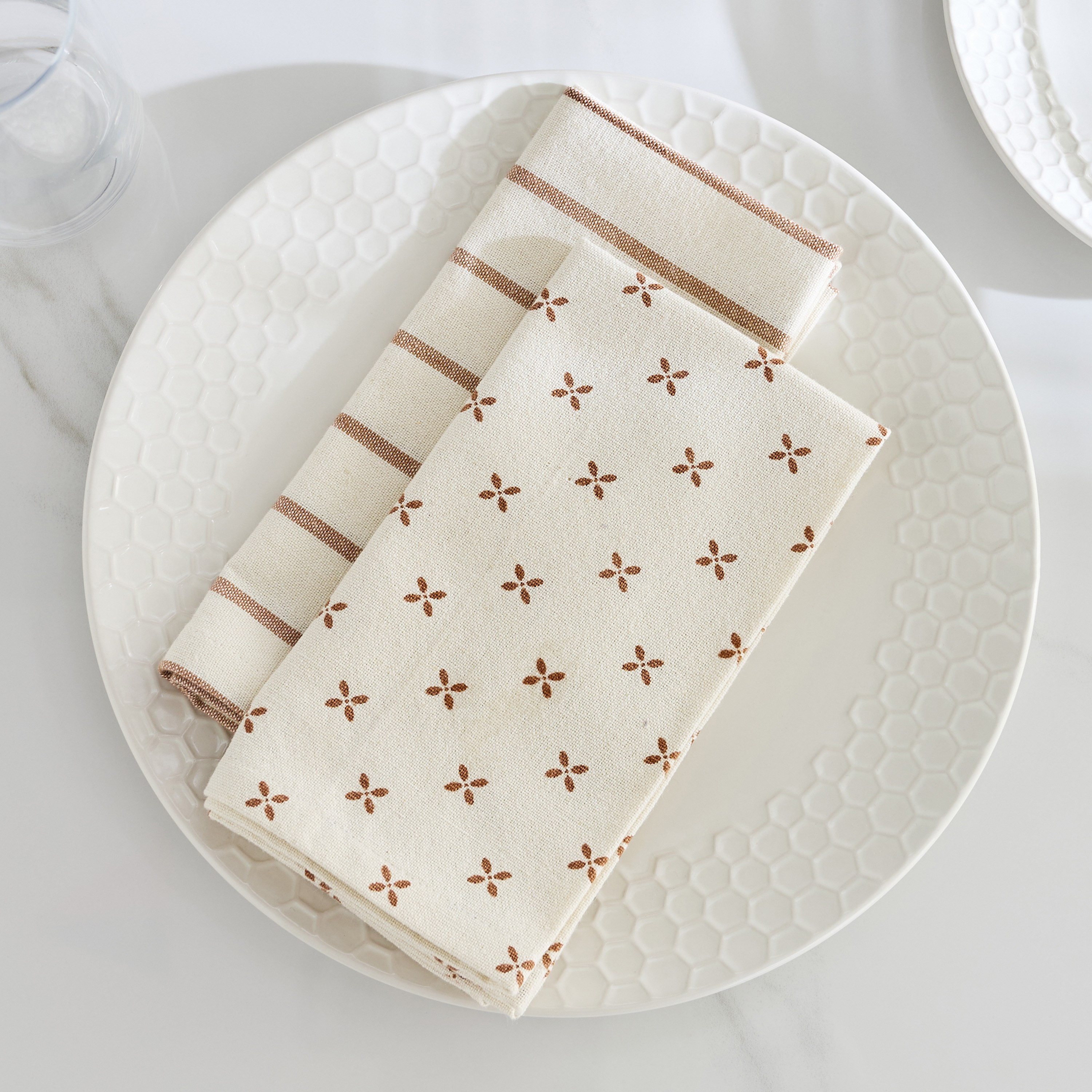 Payton 2-Piece Floral Printed Tea Napkin Set - 40x40 cm-hbxdecorandfurnishings-homefurnishings-tablelinens-image-1
