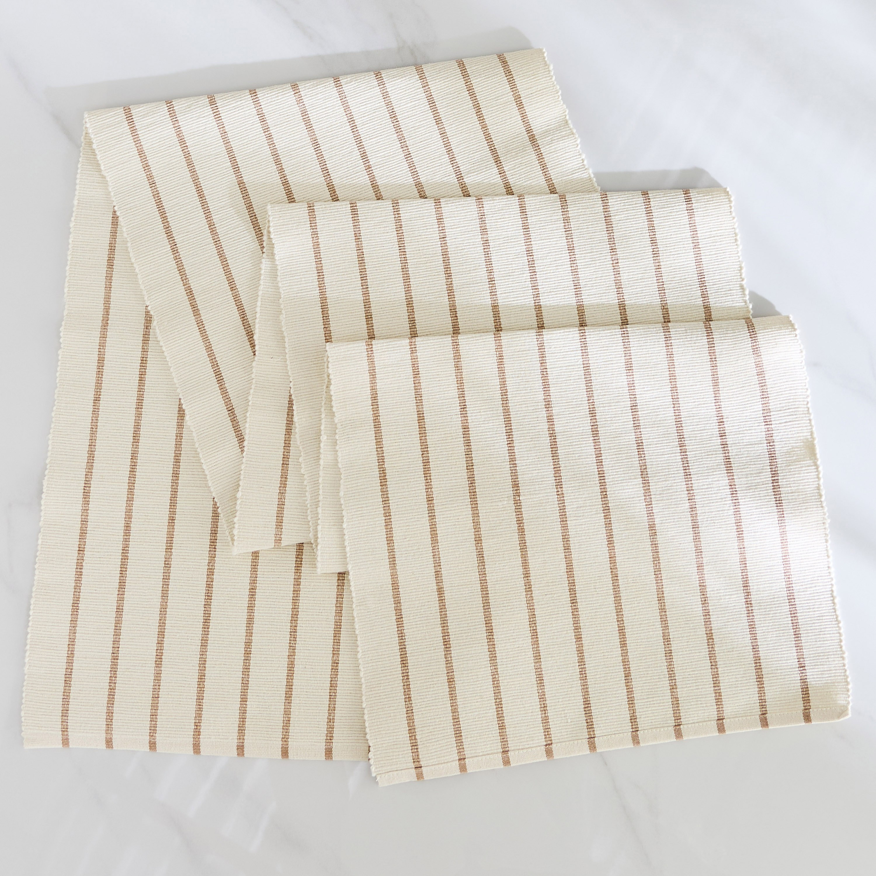 Payton Floral Printed Ribbed Table Runner - 33x180 cm-hbxdecorandfurnishings-homefurnishings-tablelinens-image-3