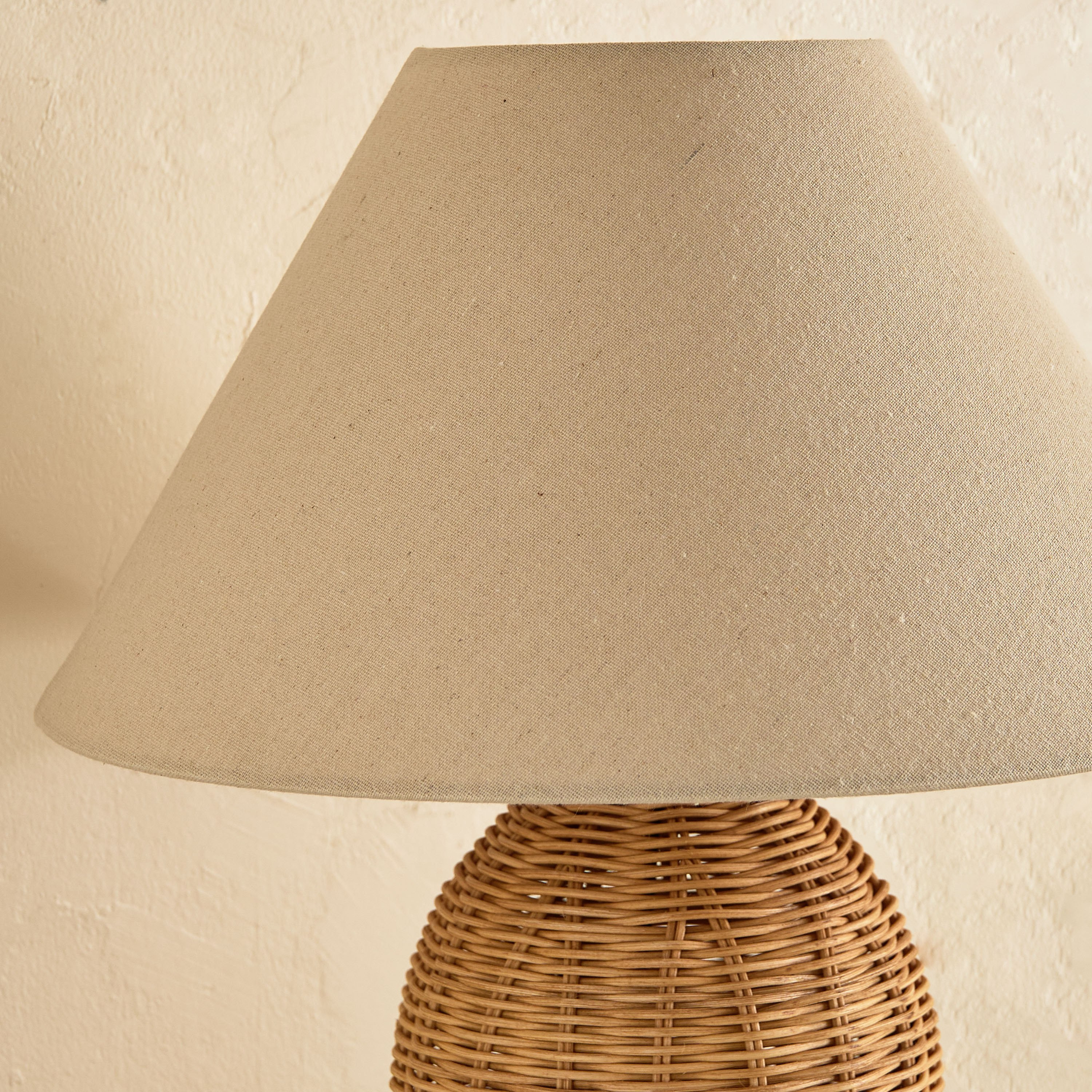 Naturel Metal Rattan Table Lamp with Fabric Linen Shade - 40x60 cm-hbxbedroom-lighting-tablelamps-image-3