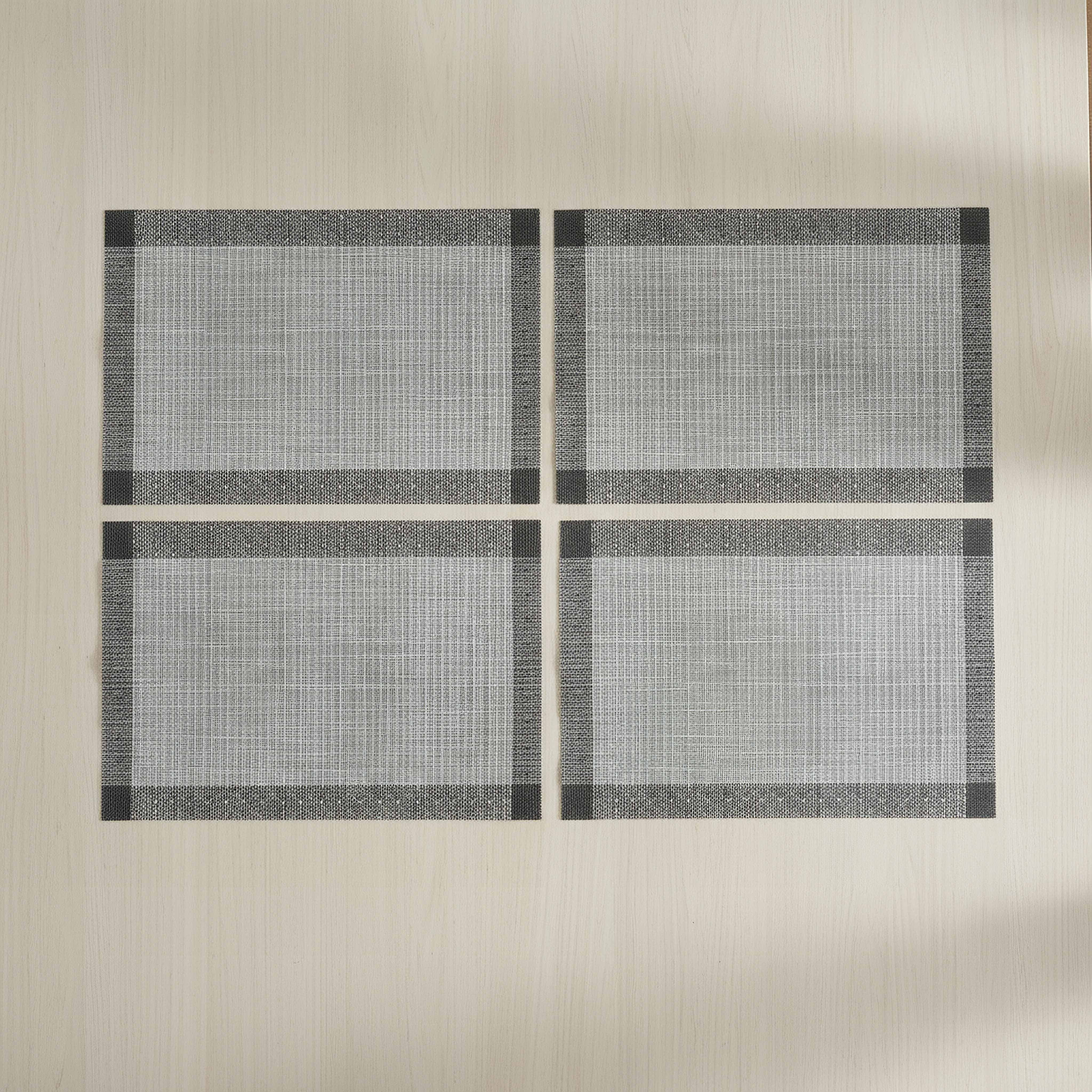 Essential 4-Piece Slub PVC Placemat Set - 30x45 cm-hbxdecorandfurnishings-homefurnishings-tablelinens-image-1