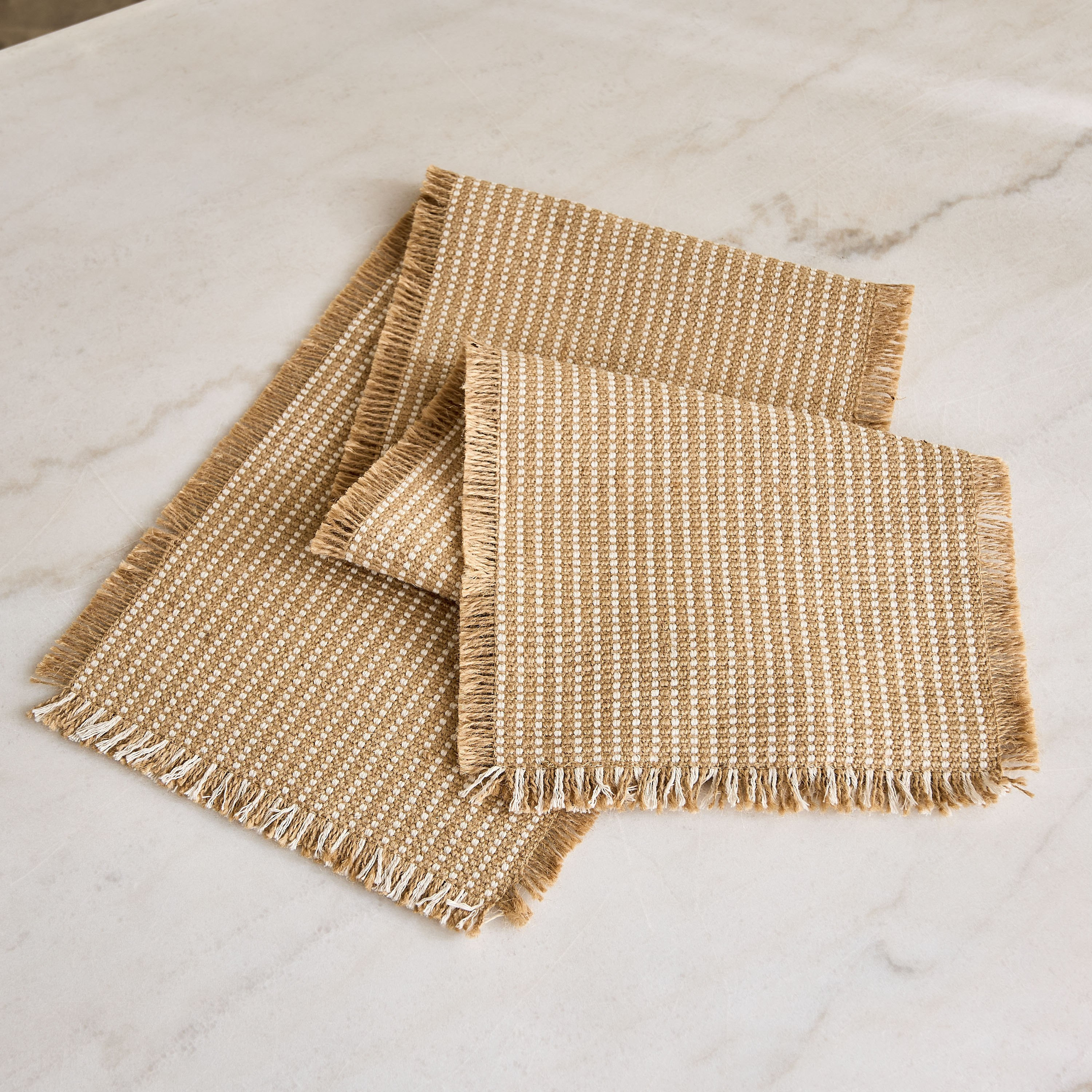 مفرش جوت مضلع من تيرا - 30x120 سم-hbxdecorandfurnishings-homefurnishings-tablelinens-image-6